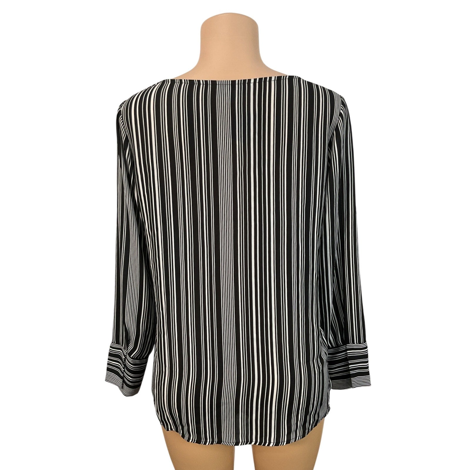 Blusa M (CounterParts)