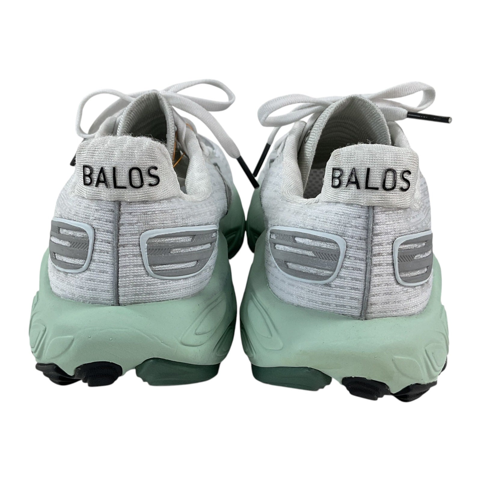 Tenis 8 (New Balance)