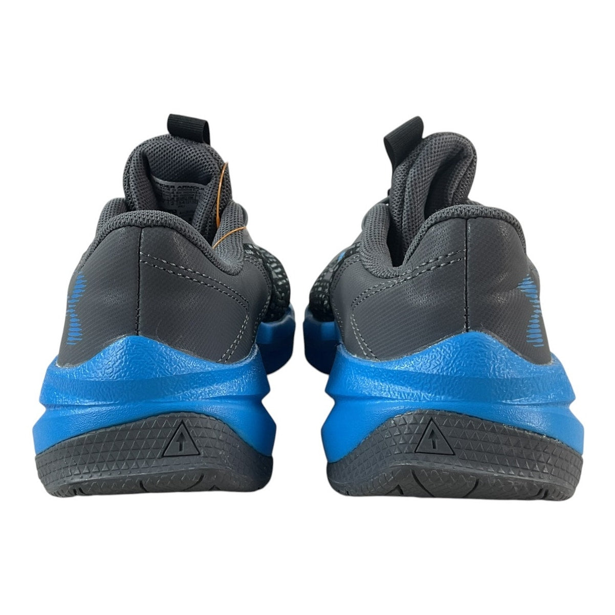 Tenis niño 2.5Y (Under Armour)