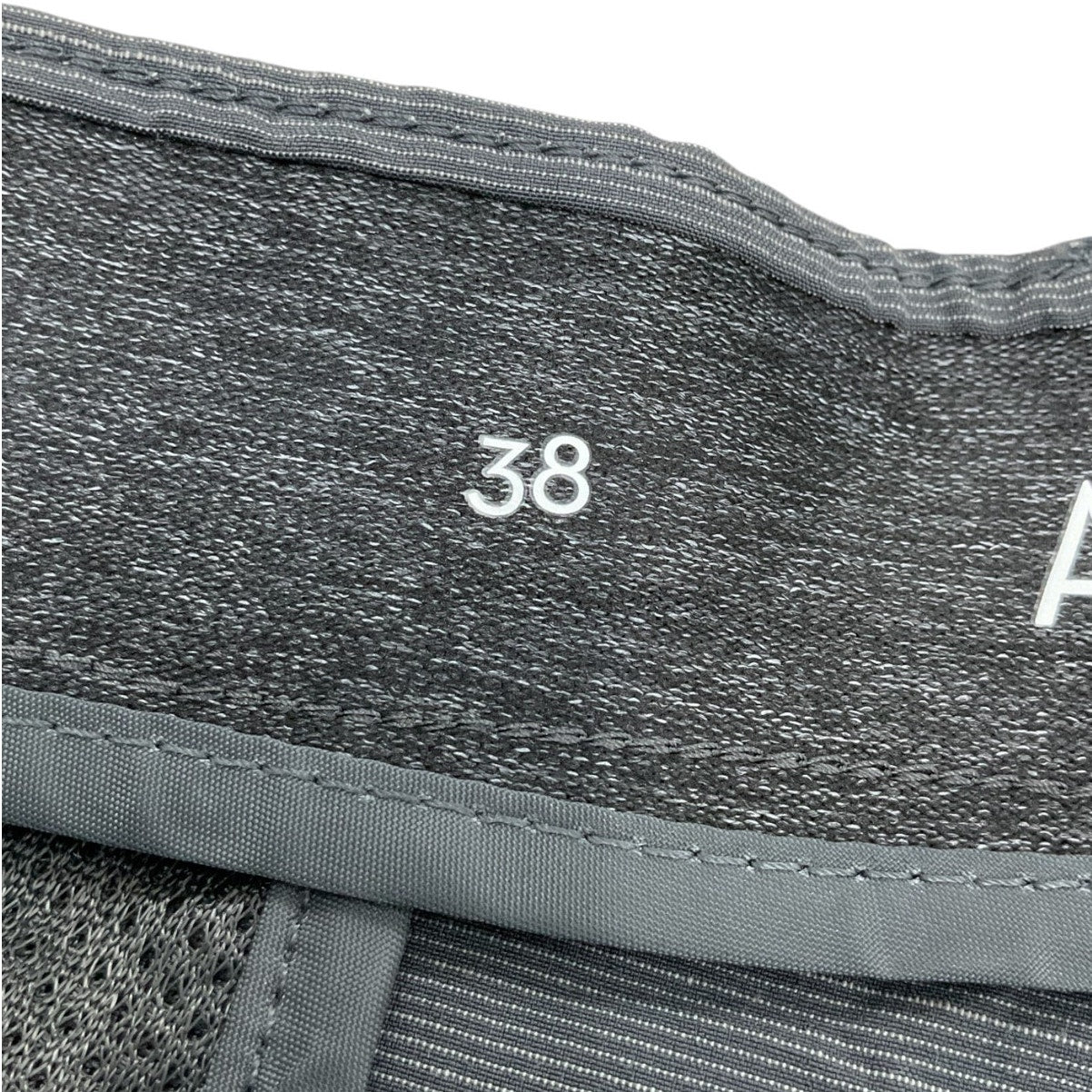 Short 38 (APT.9)