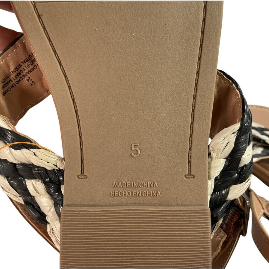 Sandalia 5 (Old Navy)