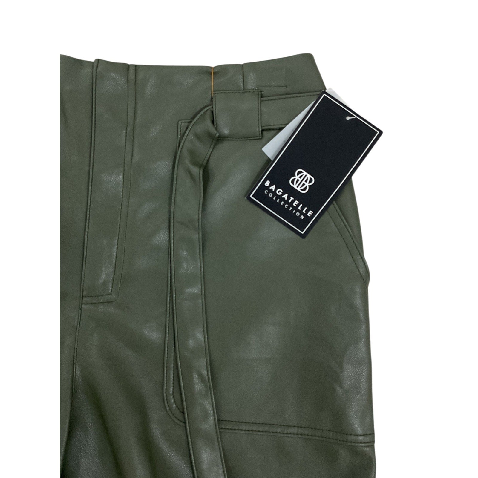 Short M (Bagtelle)