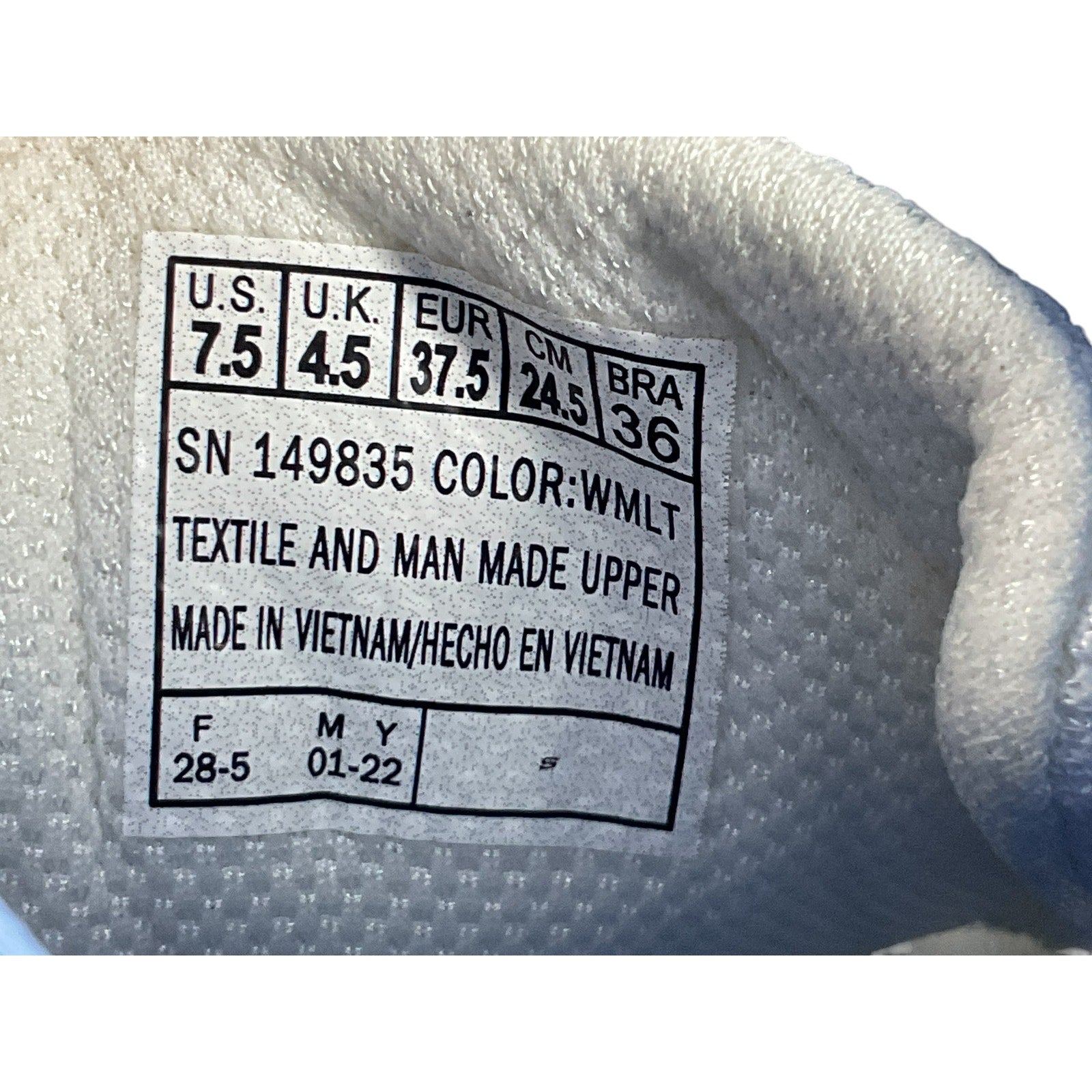 Tenis 7.4 (Skechers)