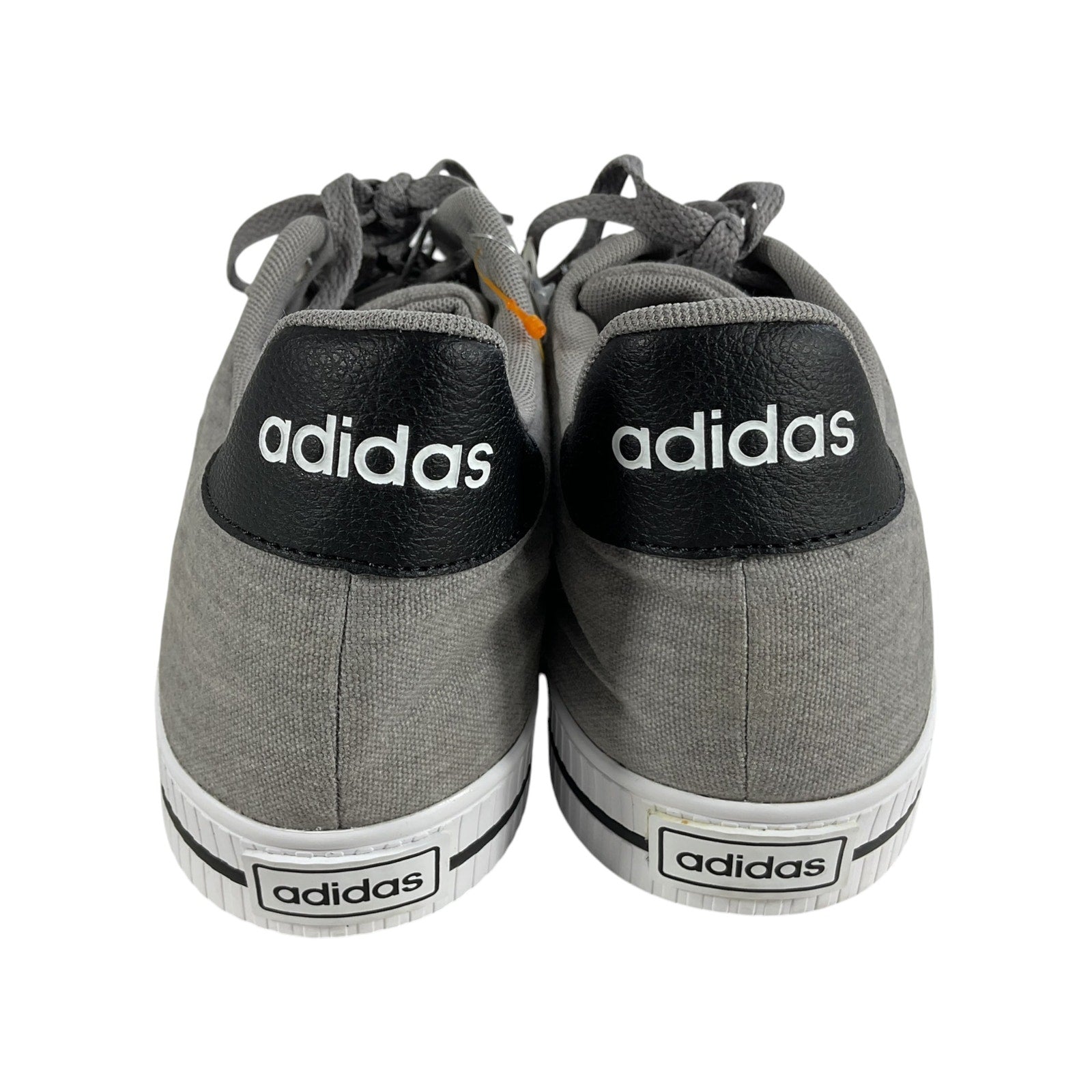 Tenis 12 (adidas)