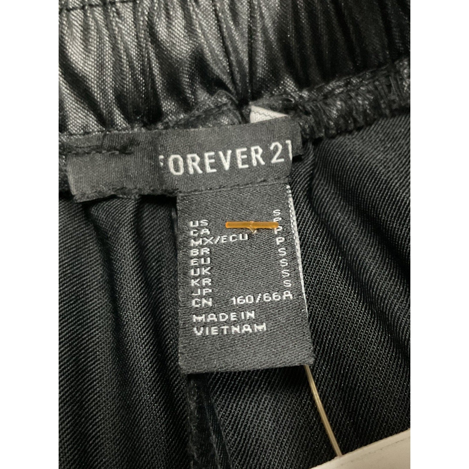 Short  S (Forever 21)