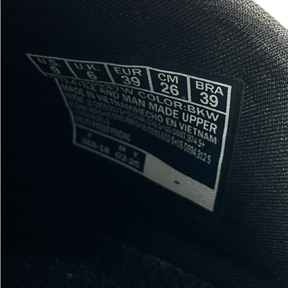 Tenis 9 (Skechers)