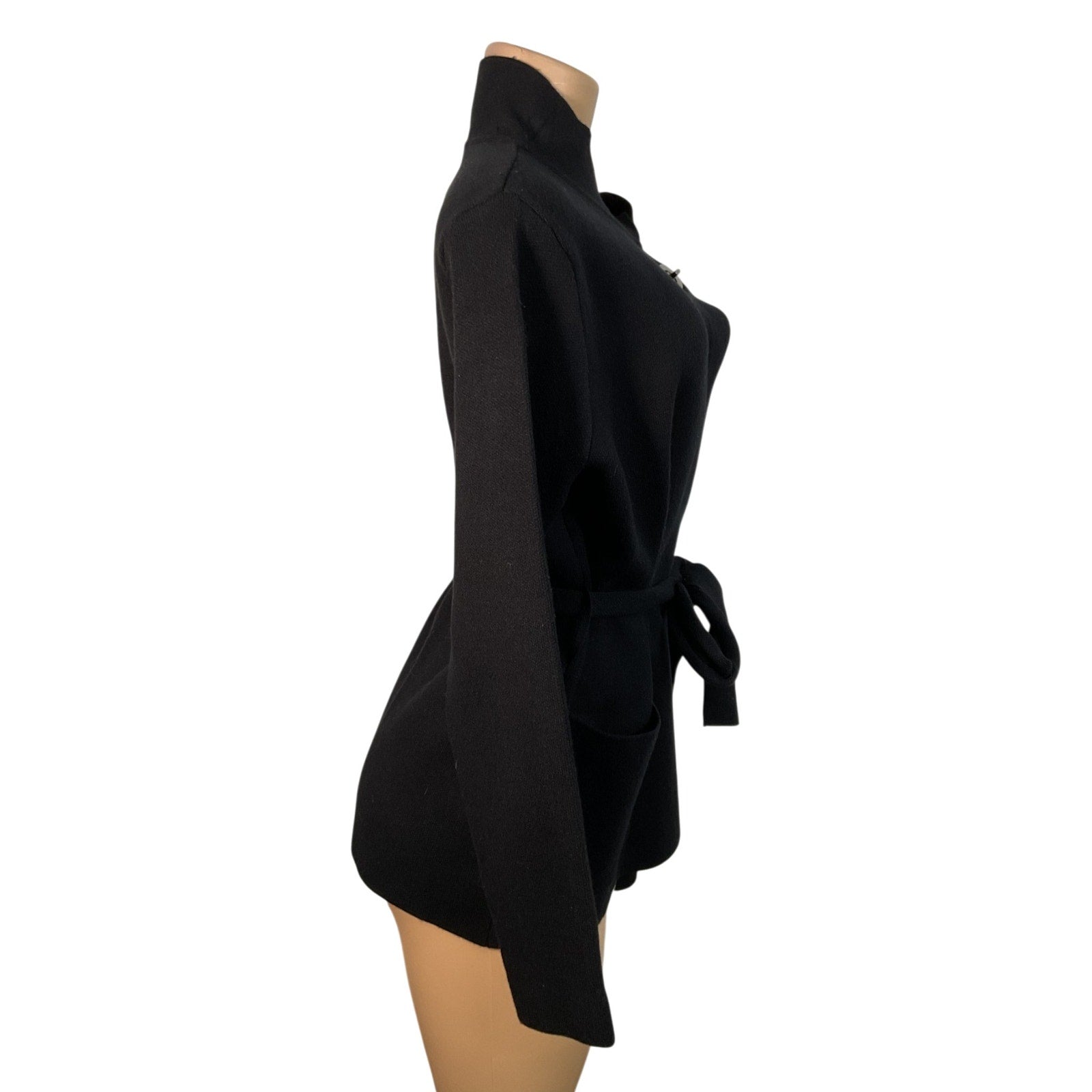 Sueter S (Tahari)