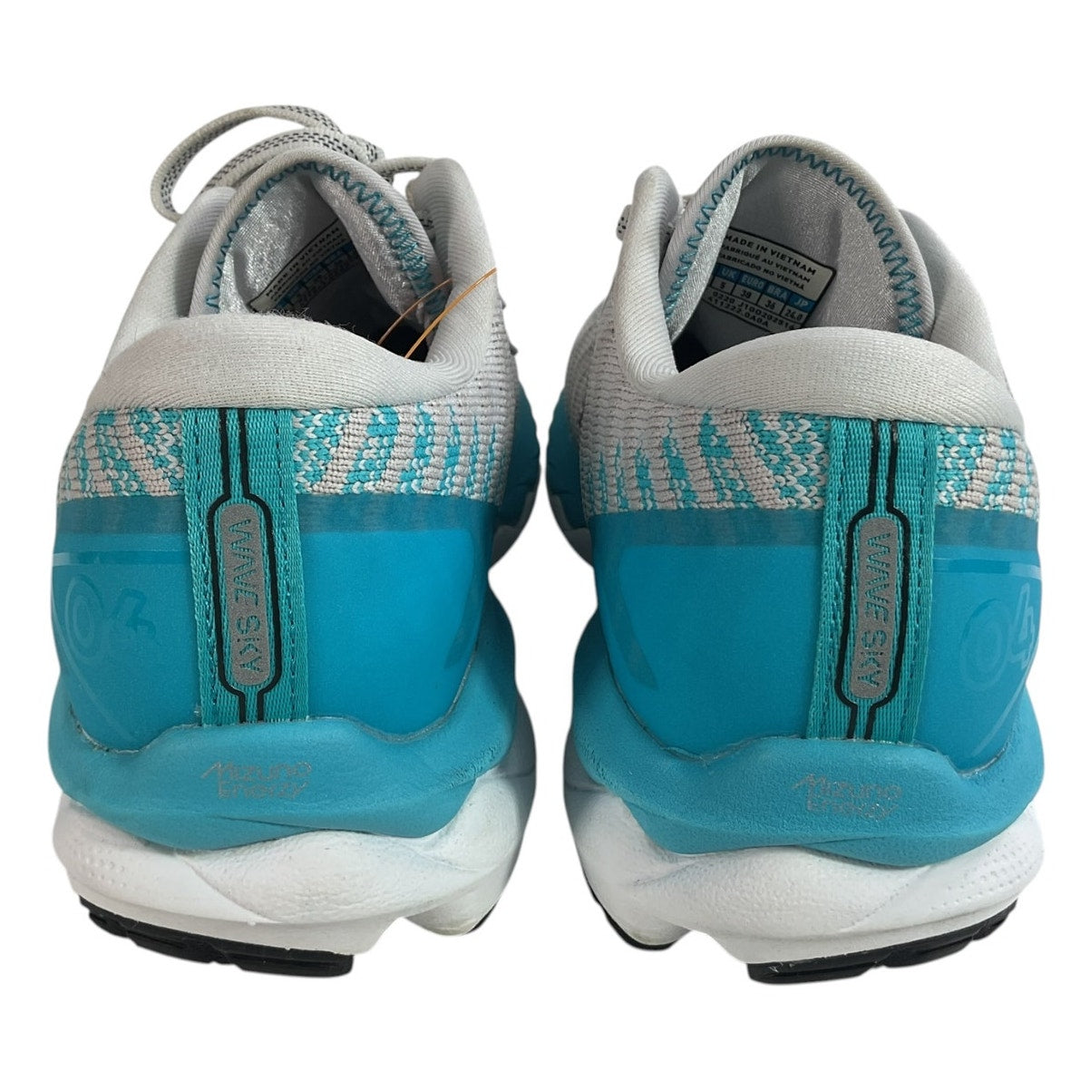 Tenis 7.5