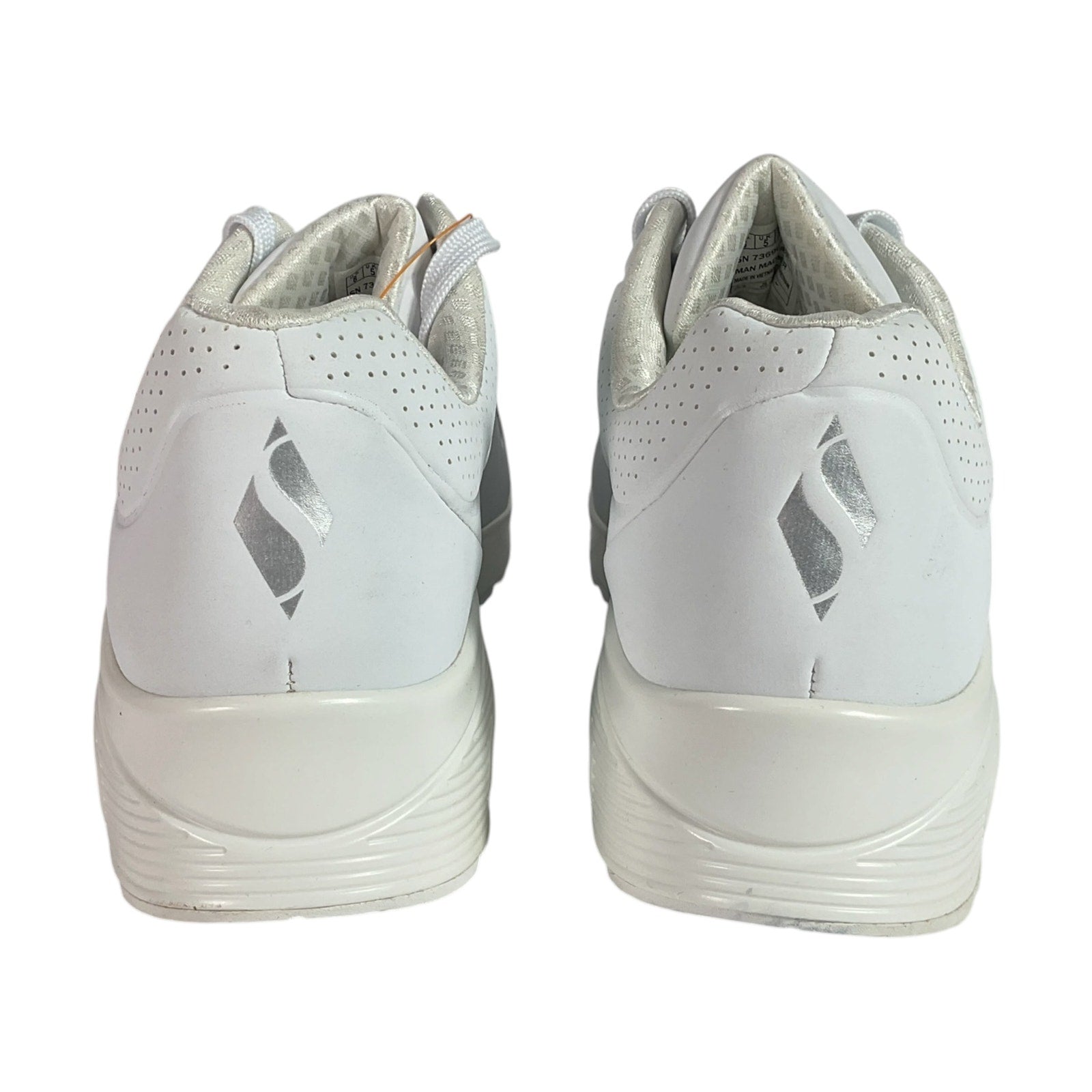 Tenis 8 (Skechers)