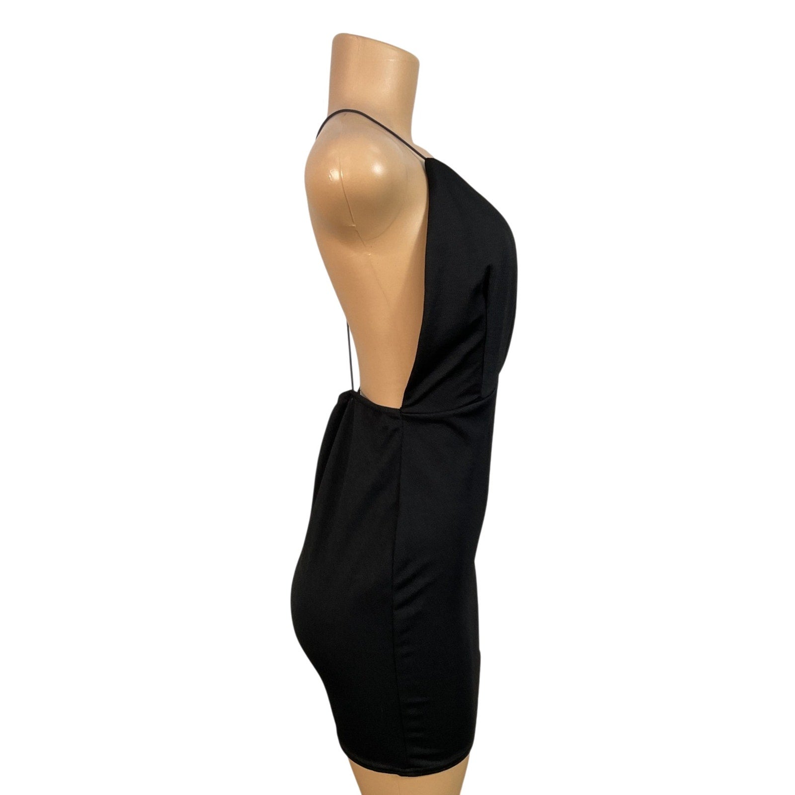 Vestido  10 (Boohoo)