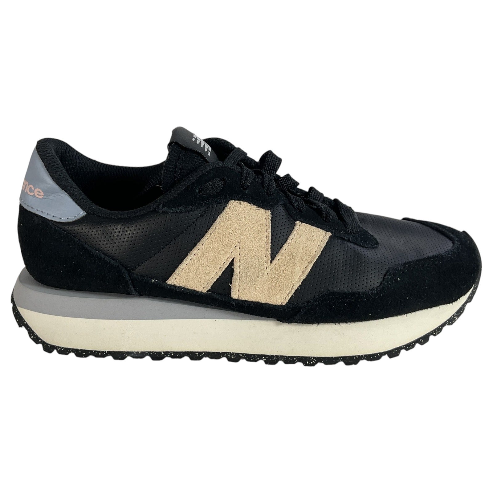 Tenis 7.5 (New Balance)