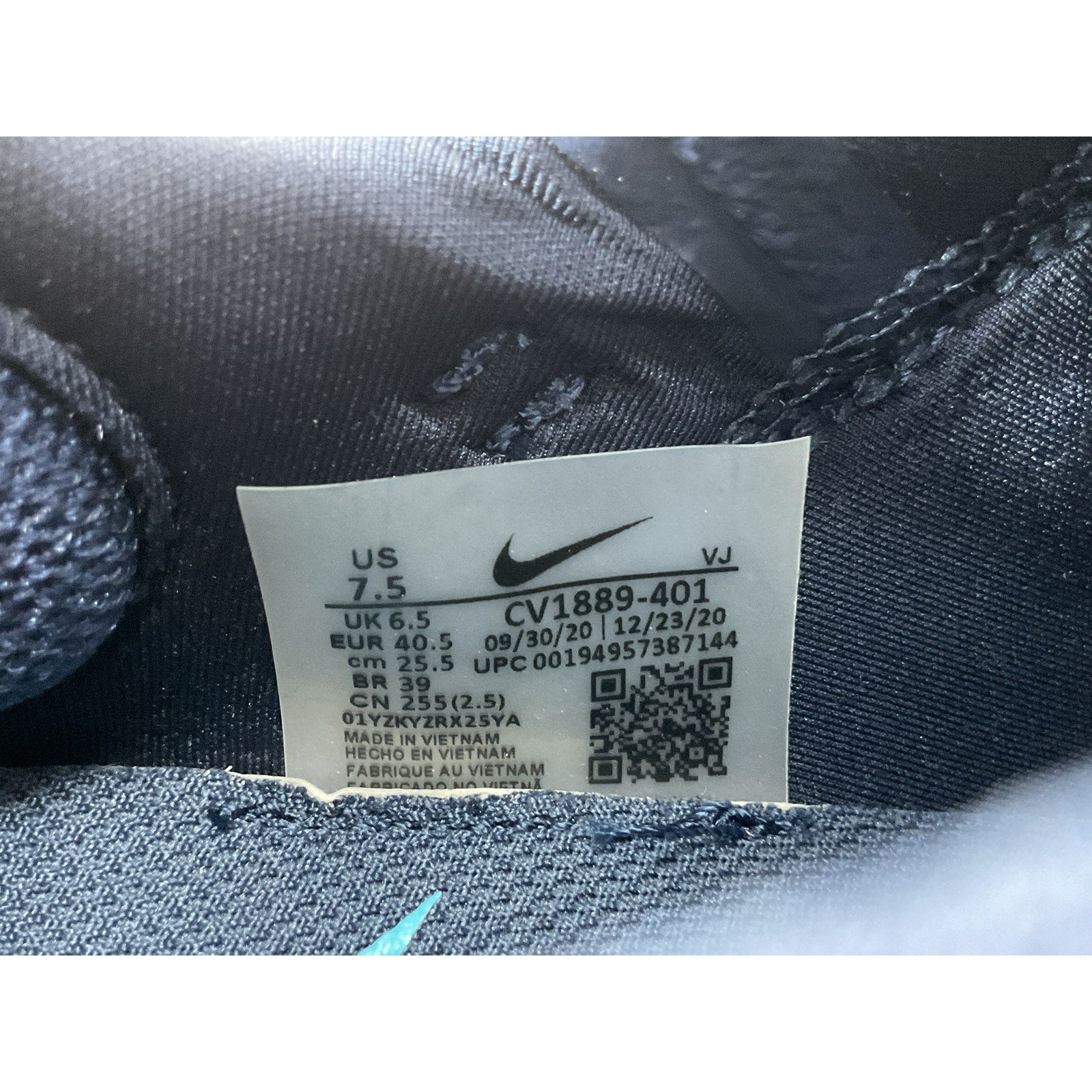 Tenis 7.5 (Nike)