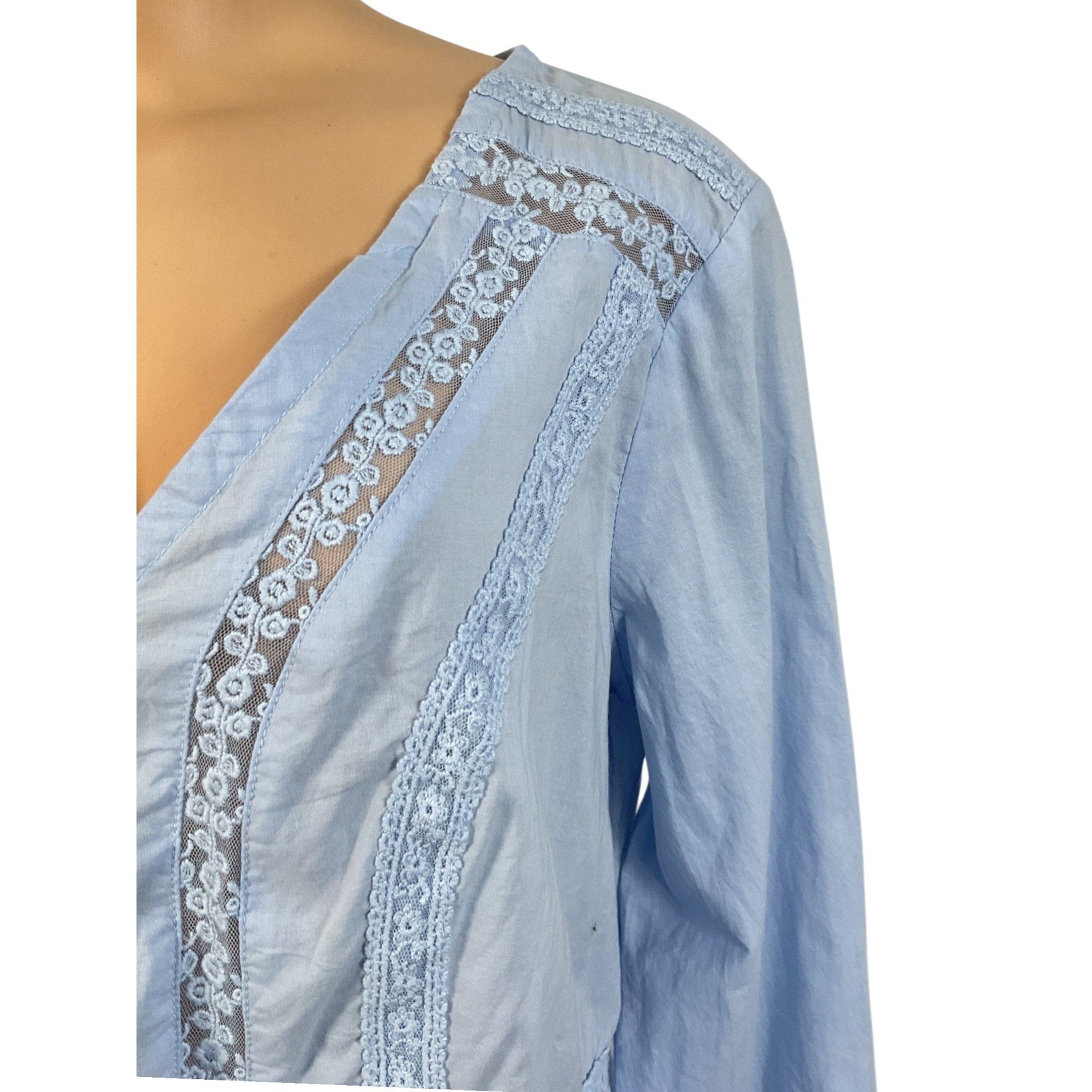 Blusa M (Universal Thread)