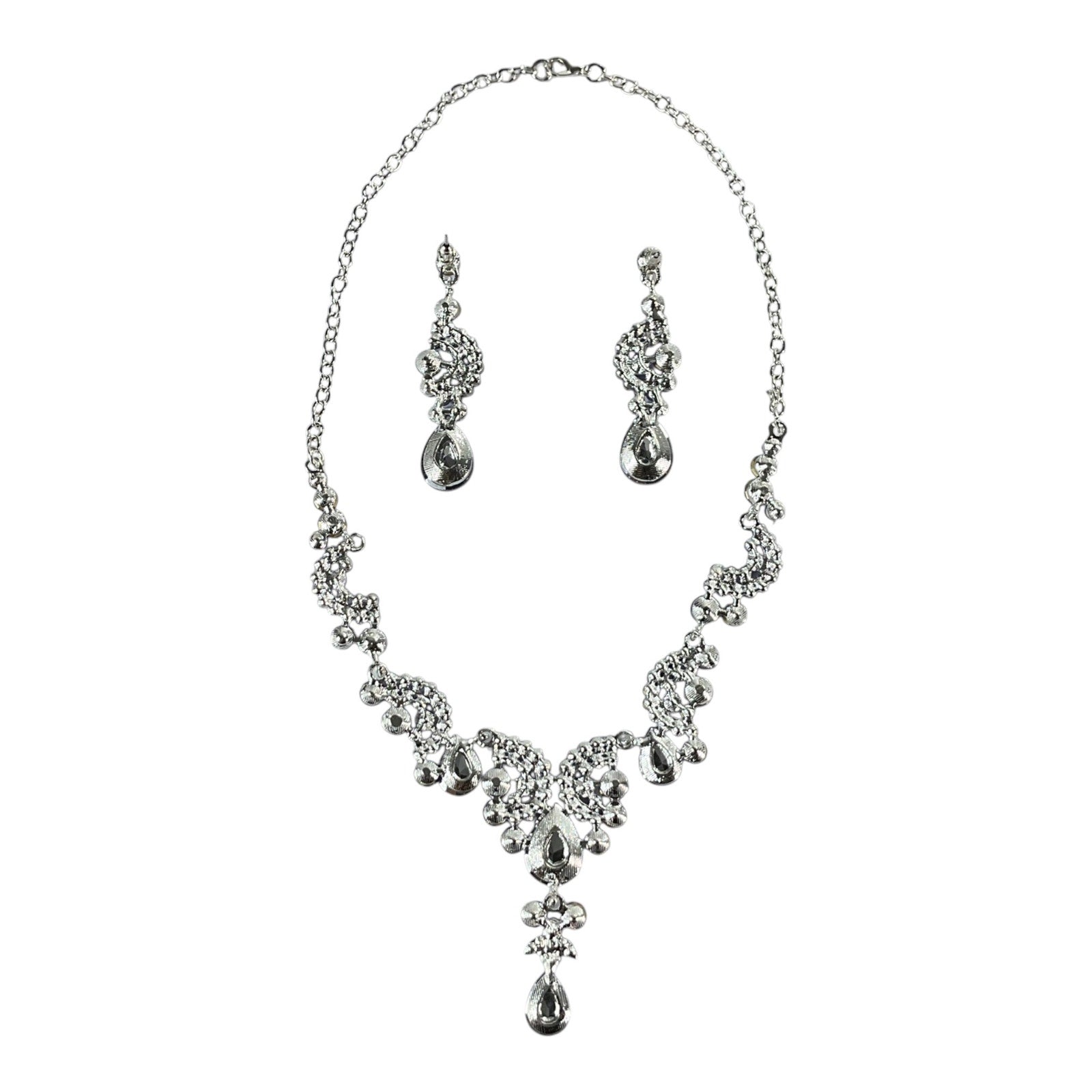 Set de collar y aretes