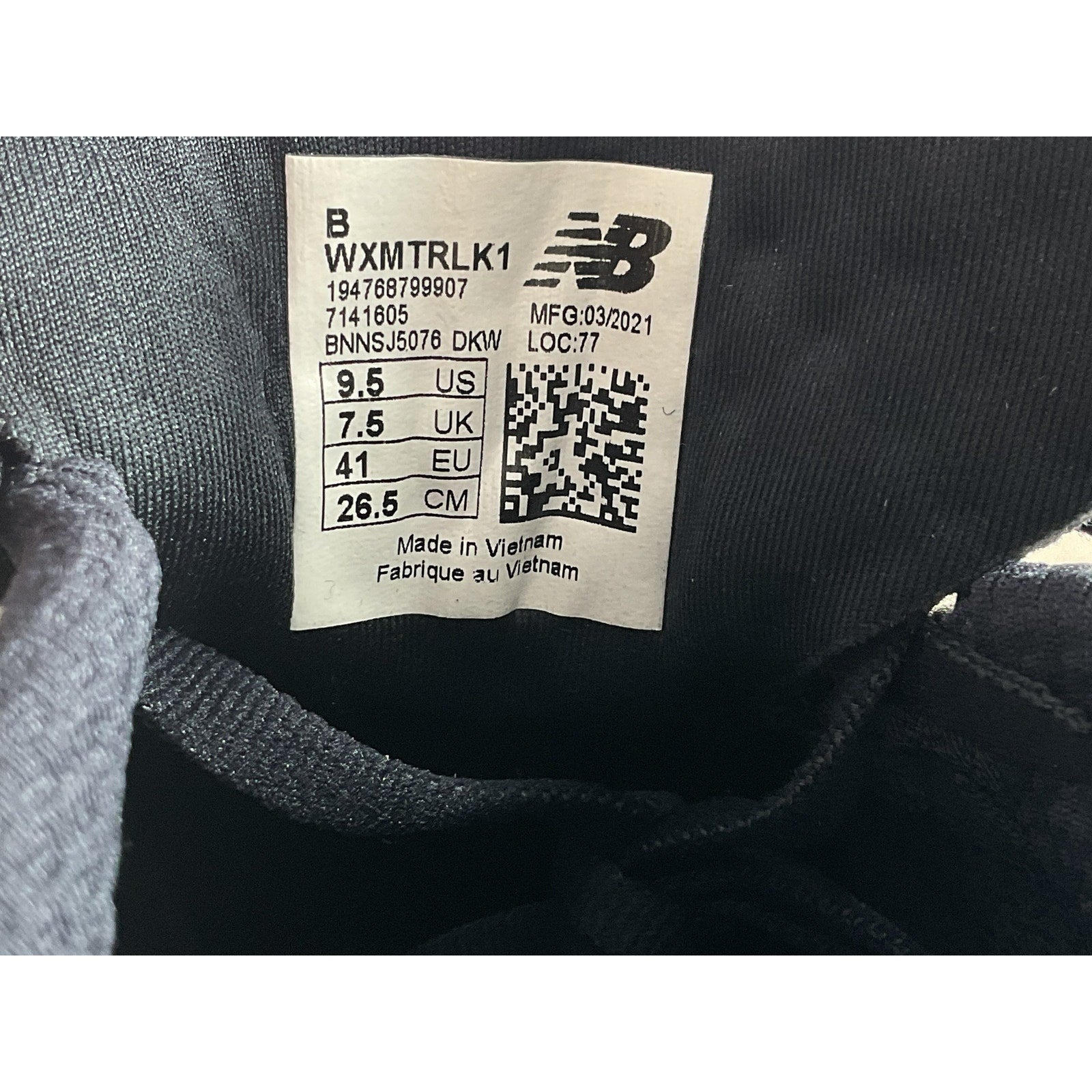 Tenis 9.5 (New Balance)