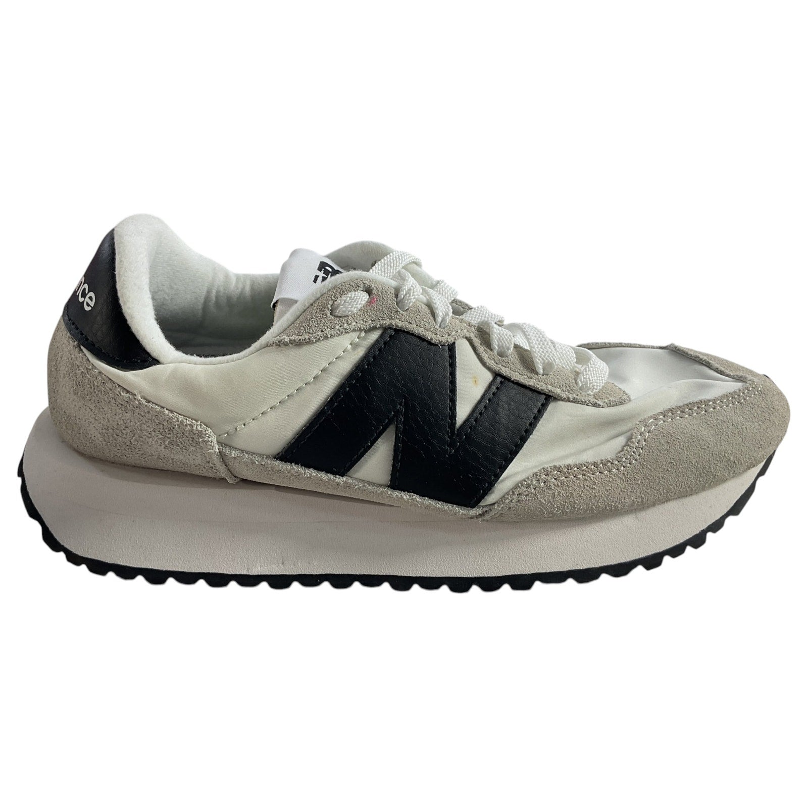 Tenis 8.5 (New Balance)