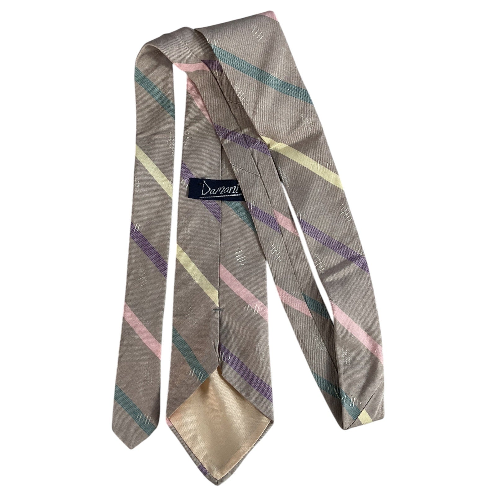 Corbata (Damani)