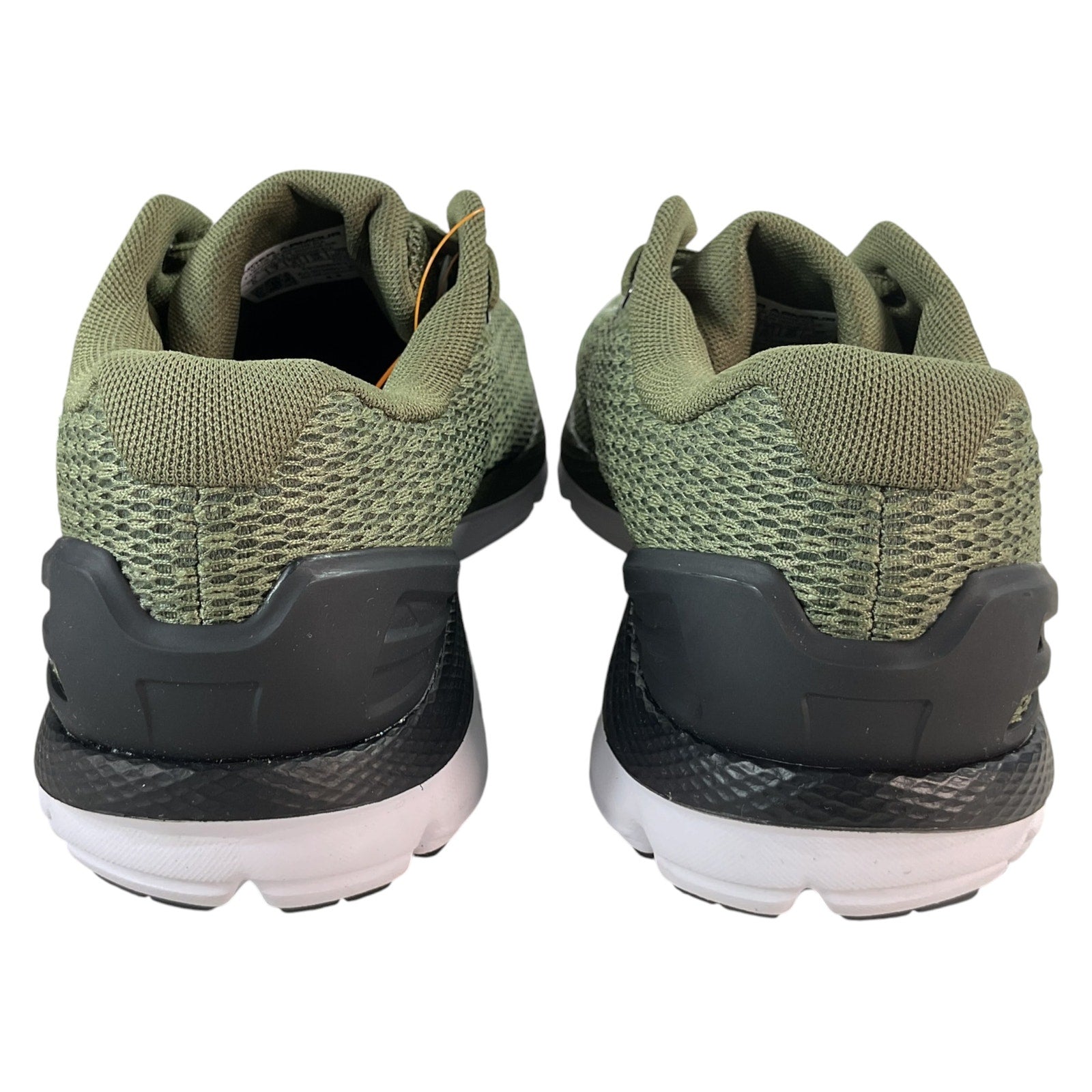 Tenis 8 (Under Armour)