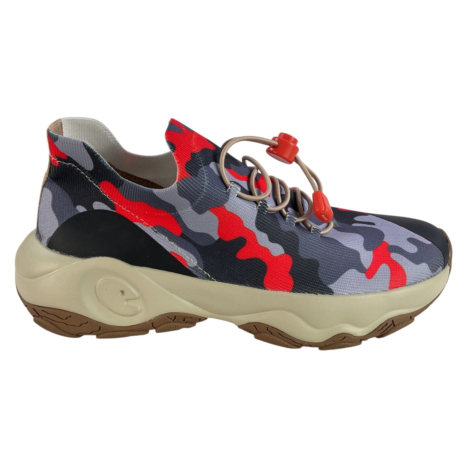 Tenis 8.5 (uiun)