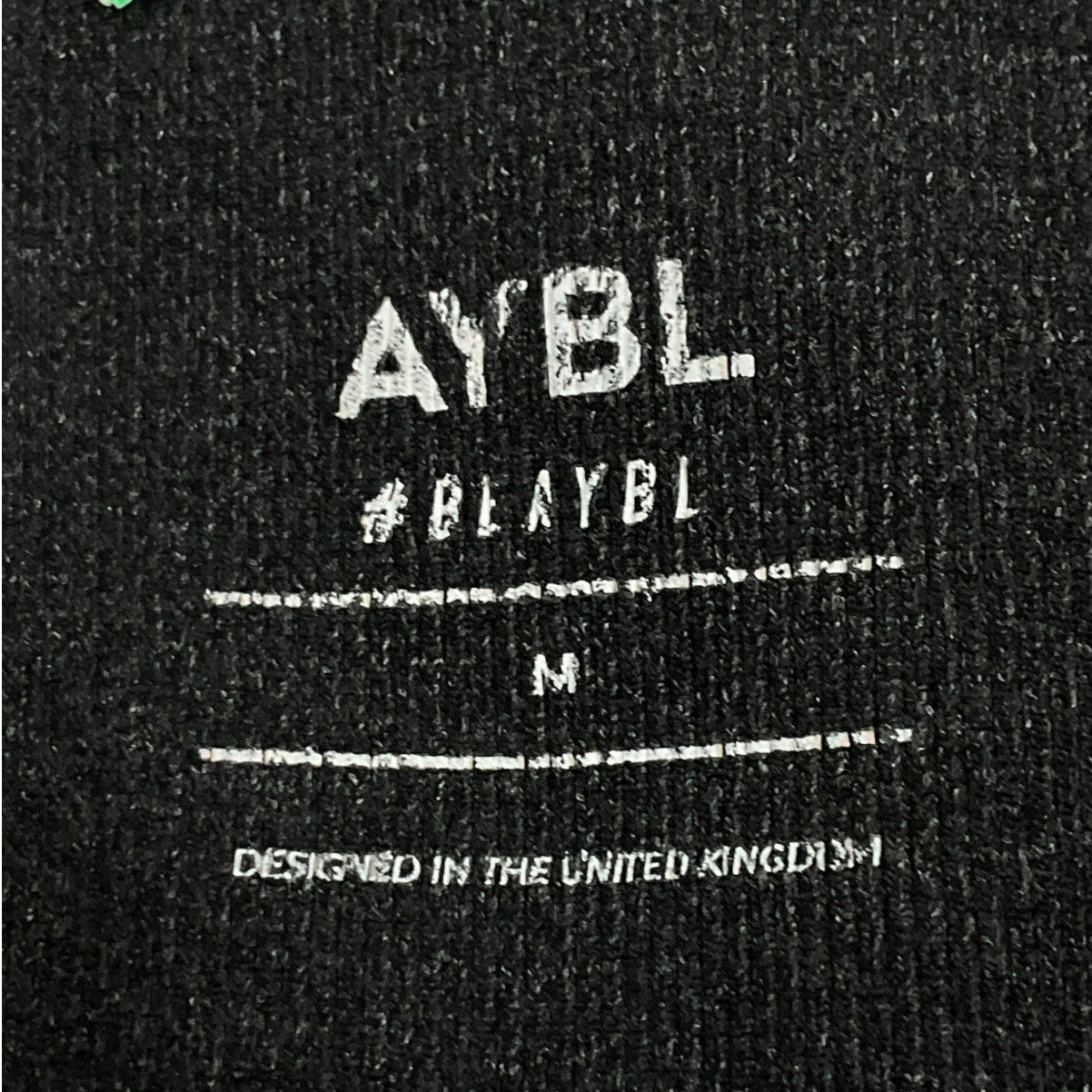 Short M (AYBL)