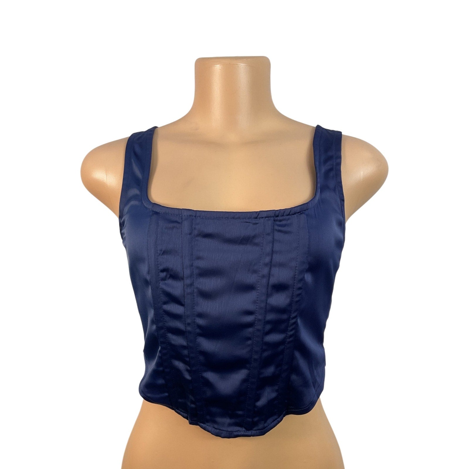 Blusa 6 (PRETTYLITTLETHING)