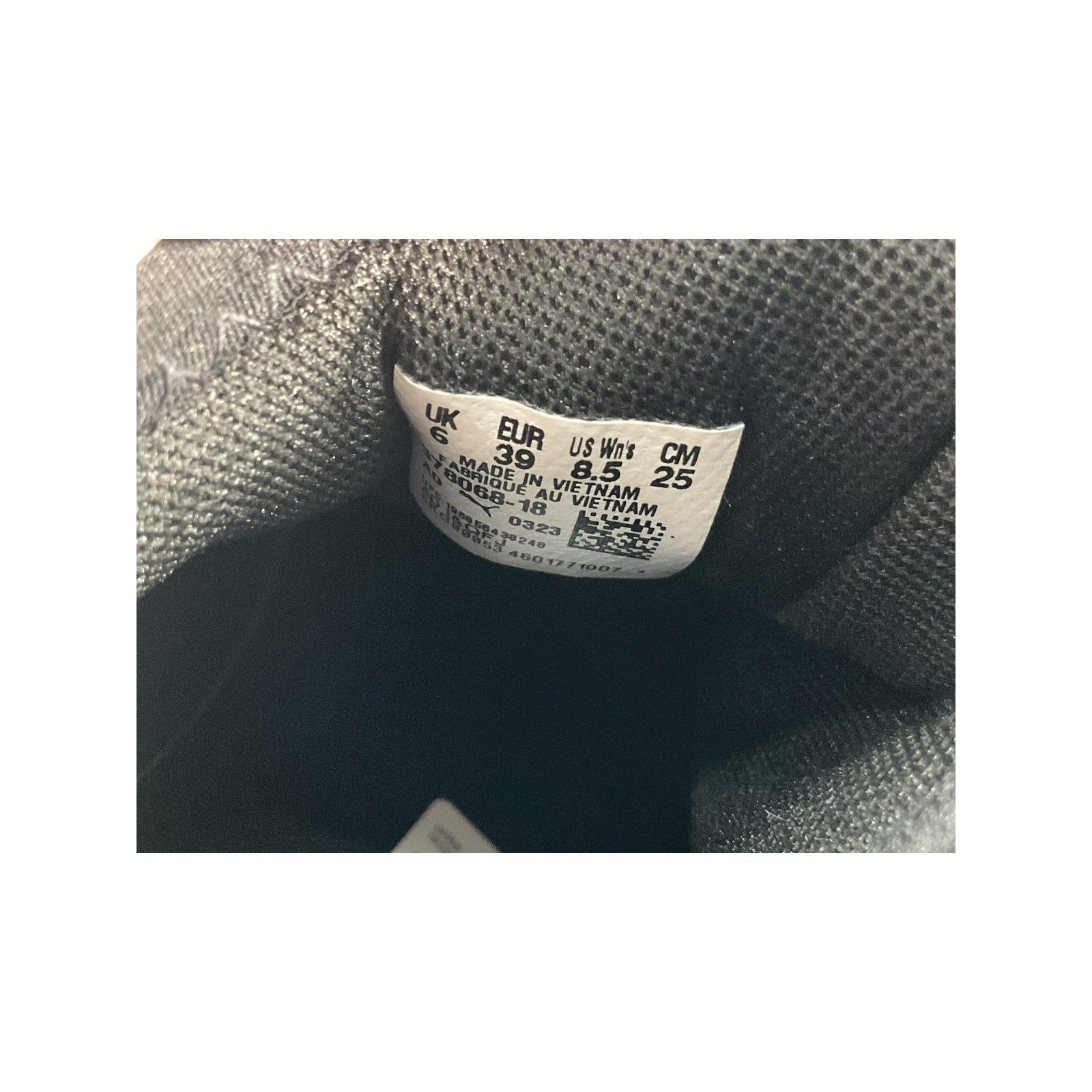 Tenis 8.5 (PUMA)