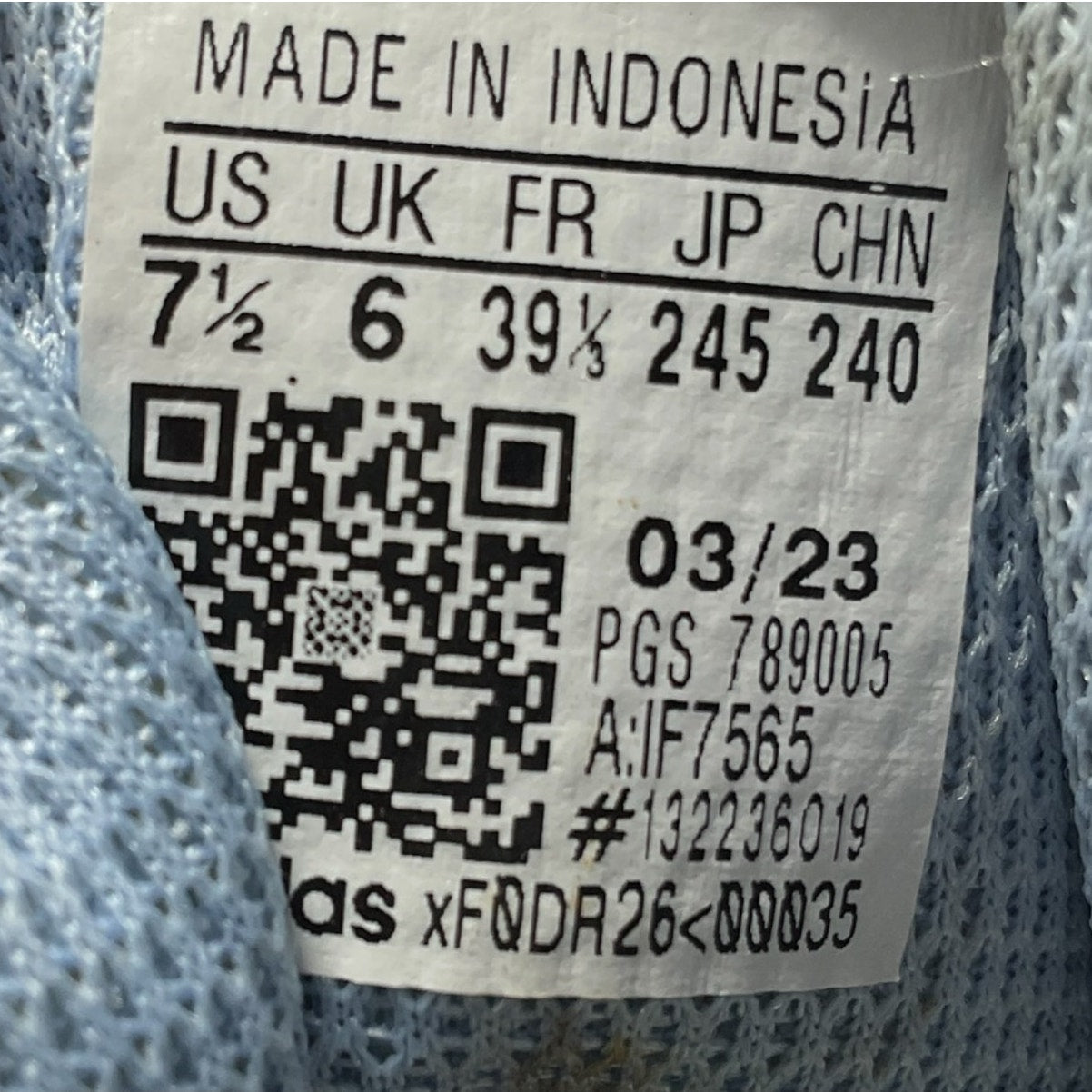 Tenis 7.5 (Adidas)