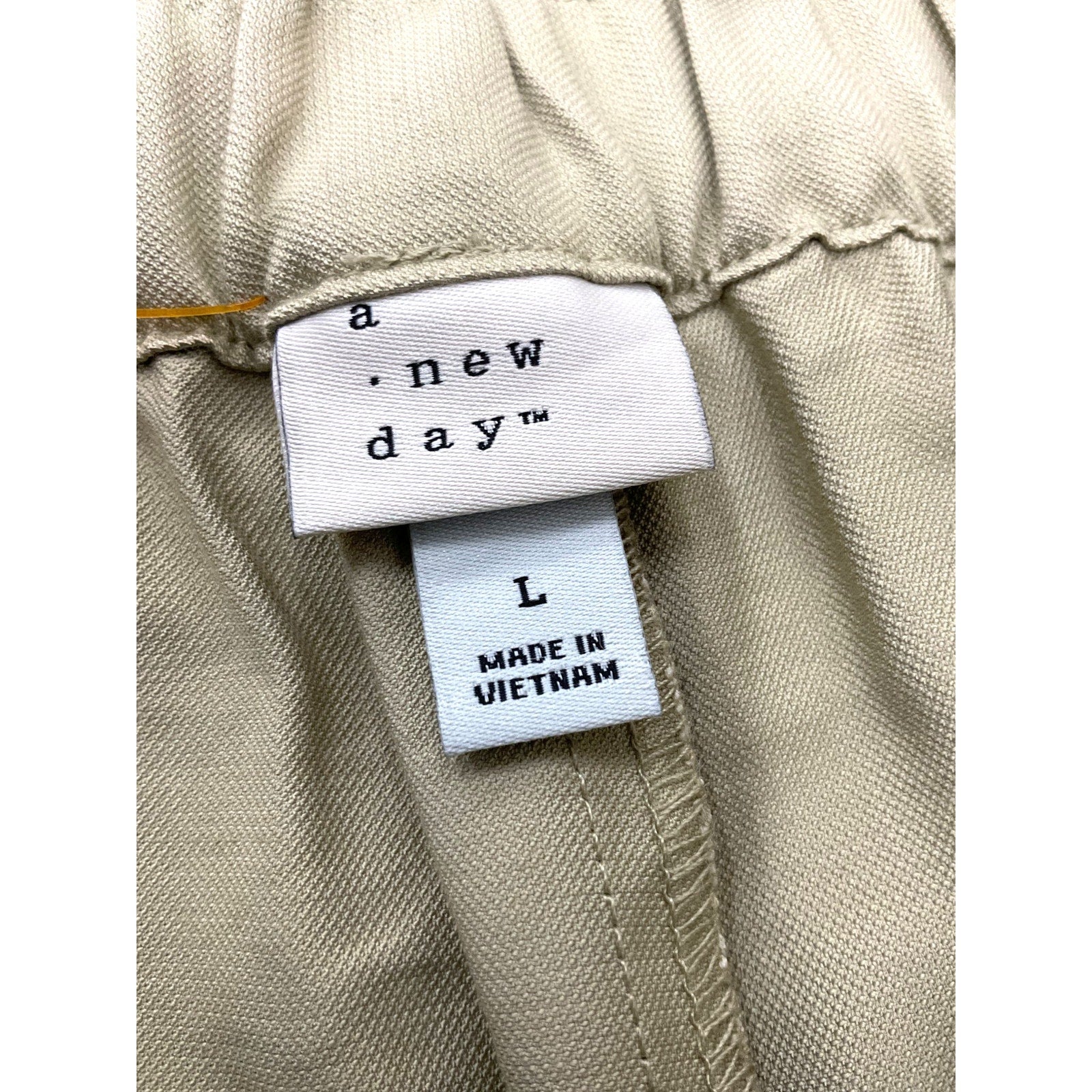 Pantalón (a new day)