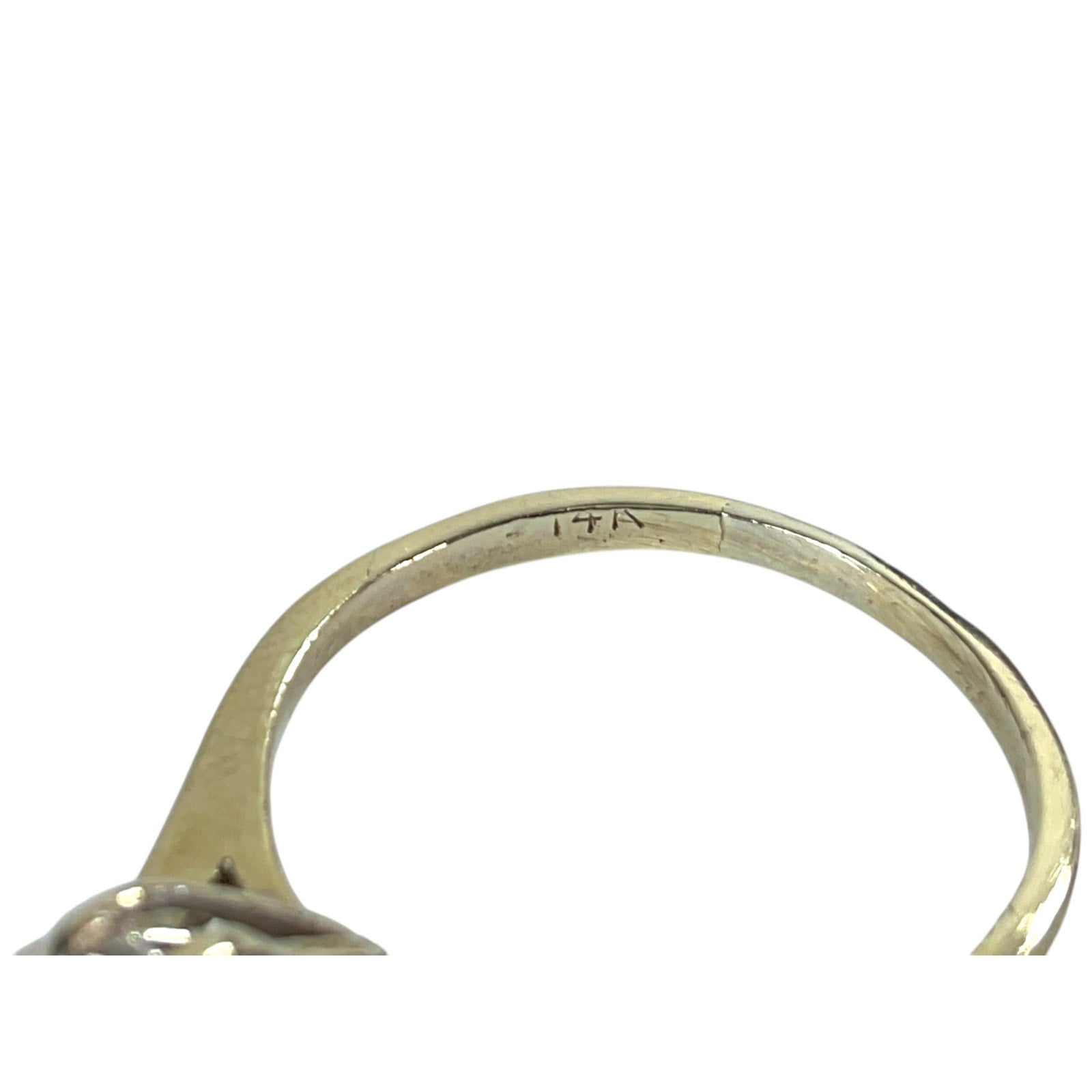 Anillo de oro