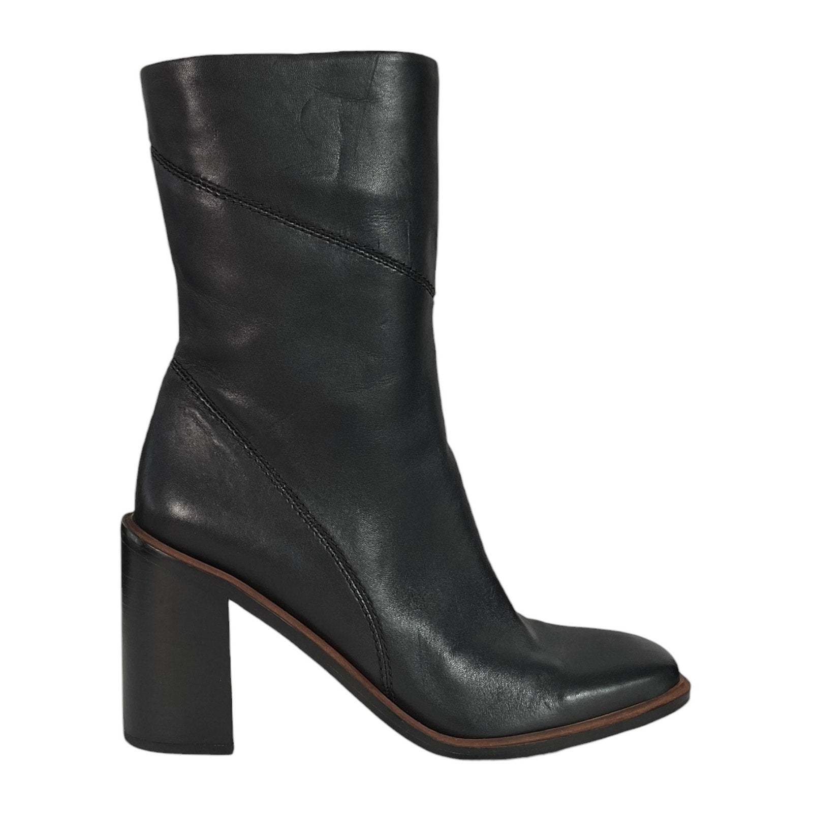 Bota 8.5 (Bota)