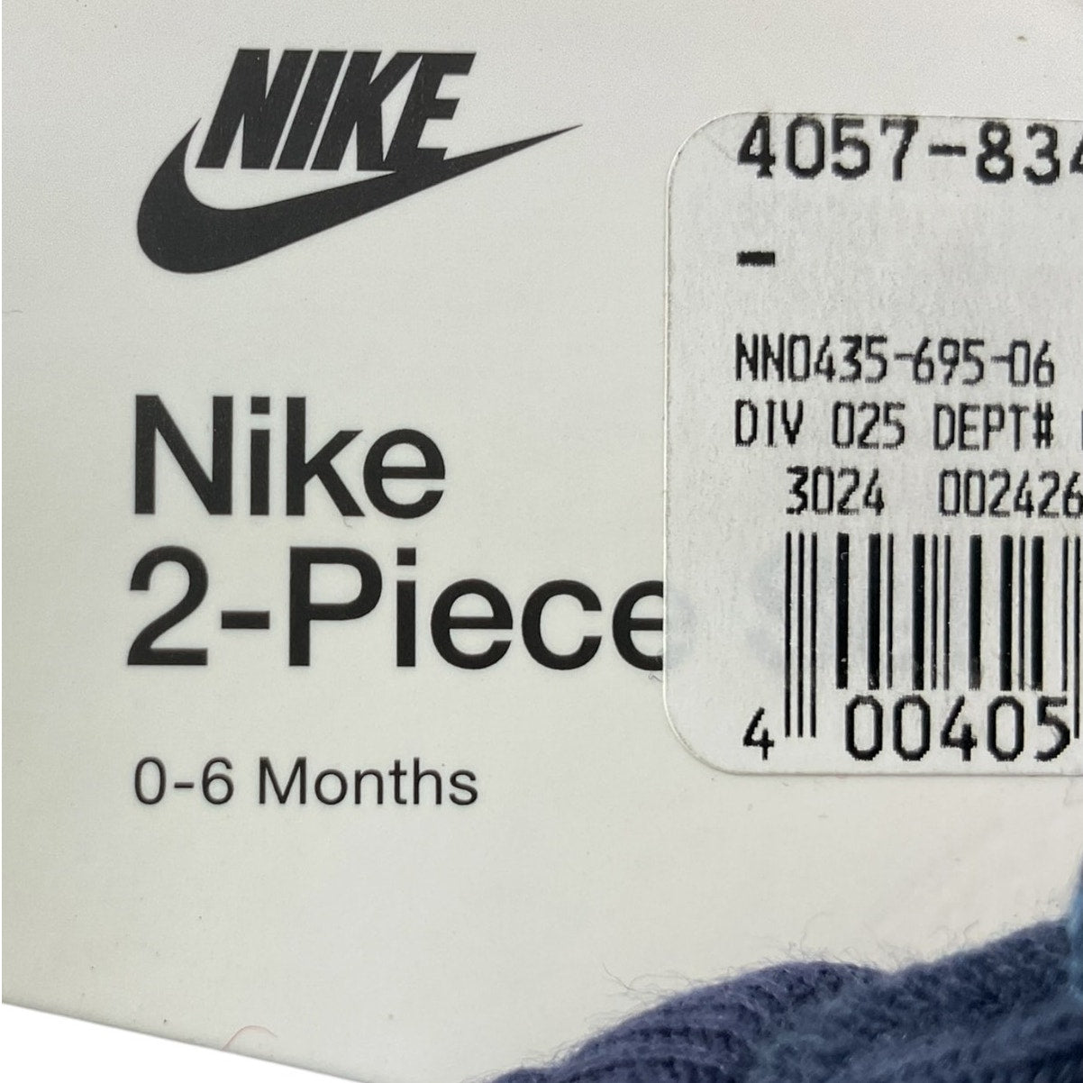 Set de baberos y calcetines 0-6M (Nike)