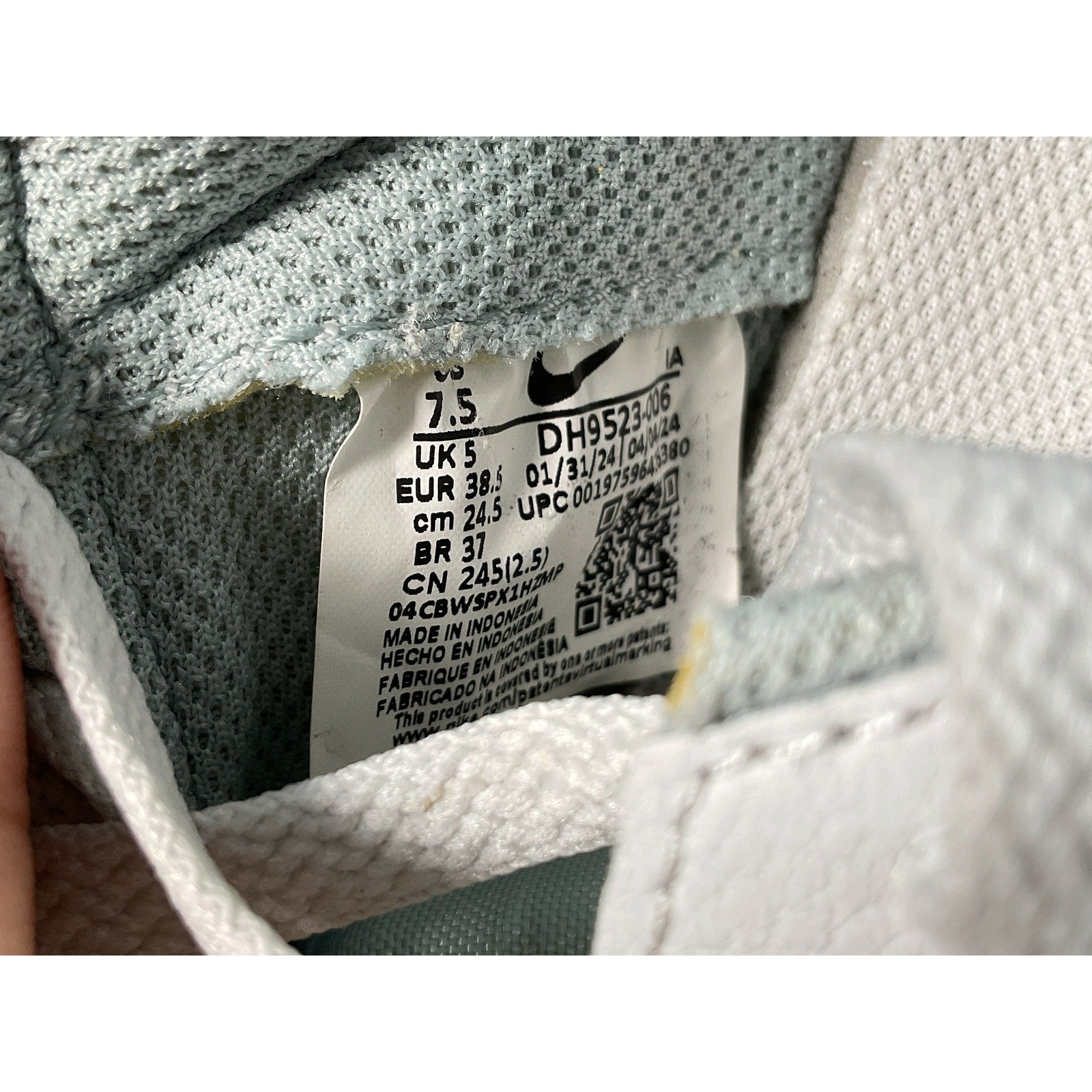 Tenis 7.5 (NIKE)