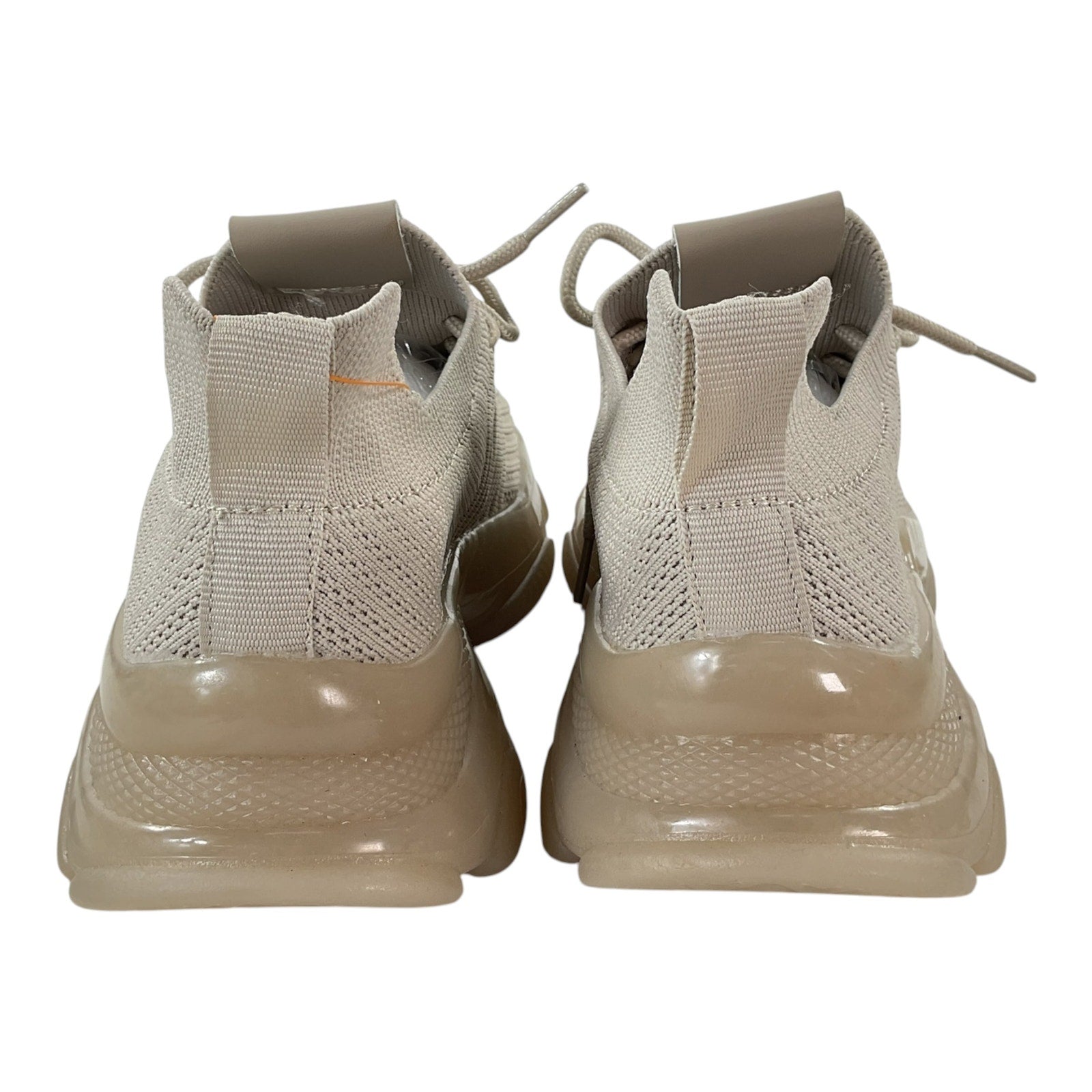 Tenis 8.5