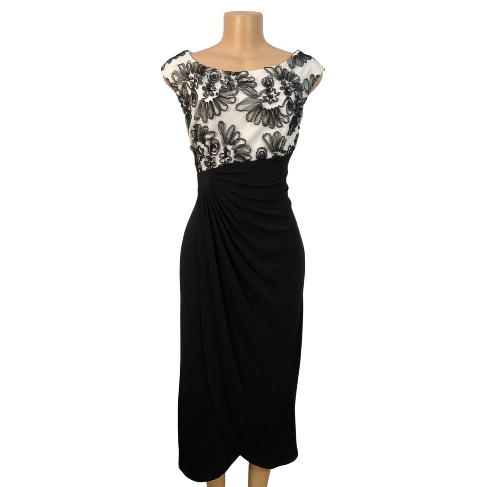 Vestido 10 (Connected Apparel)