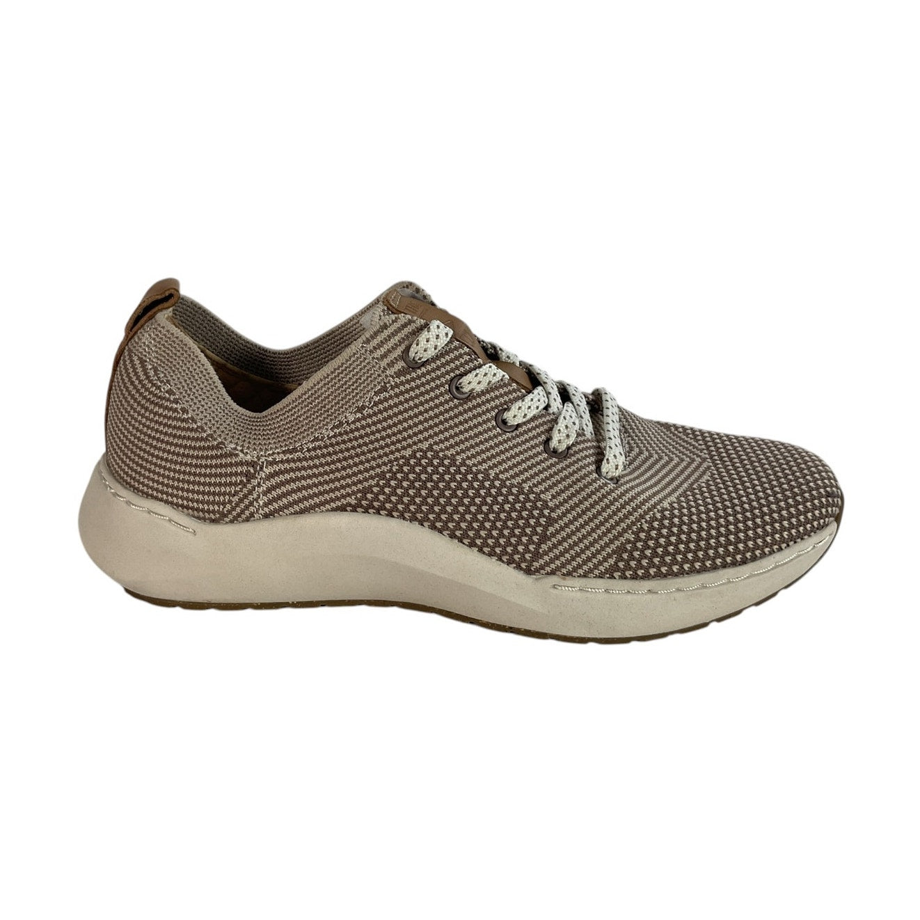 Tenis 7.5