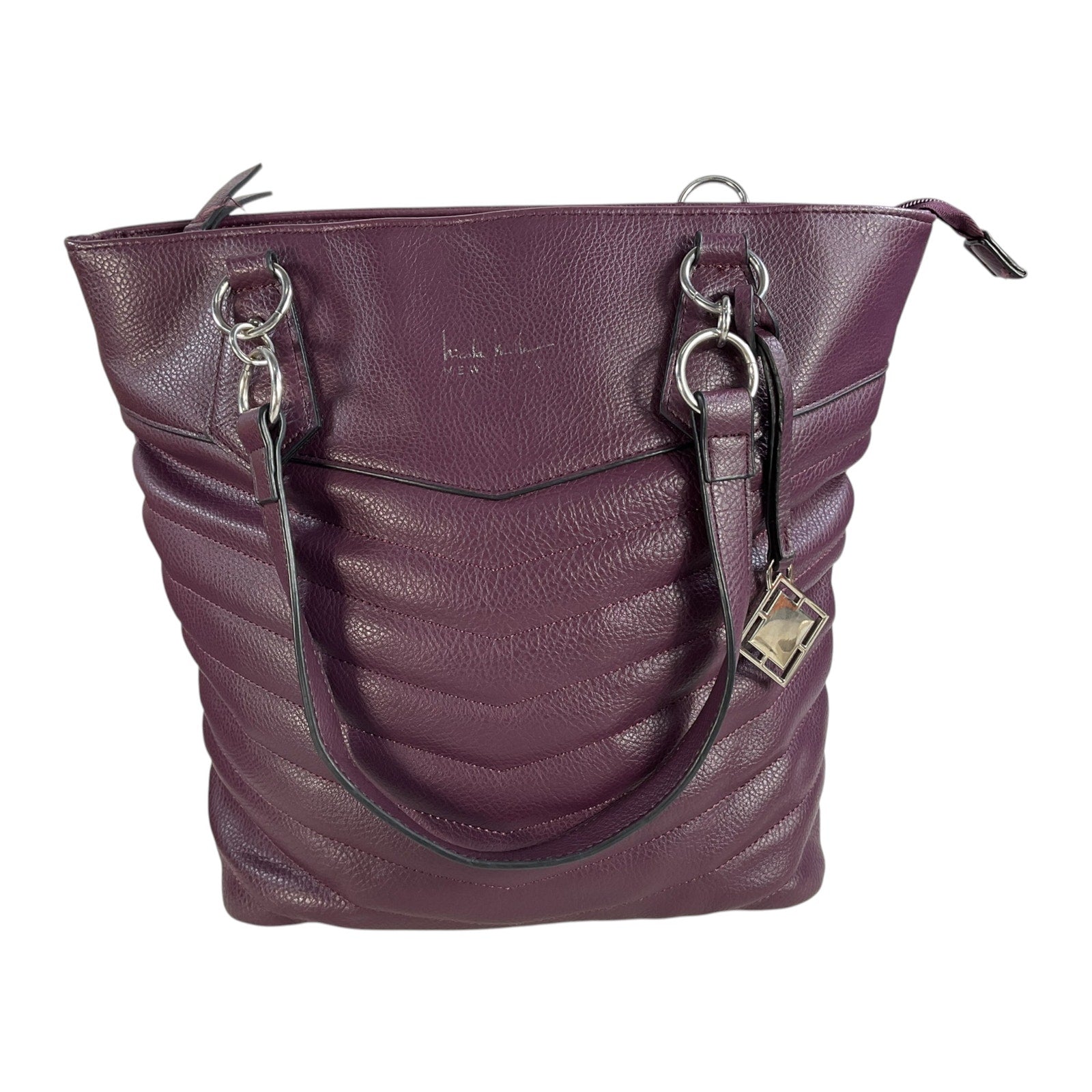 Cartera (Nicole Hiller)