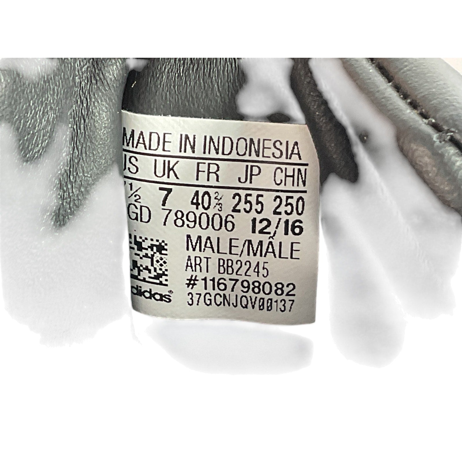 Tenis 7.5 (adidas)
