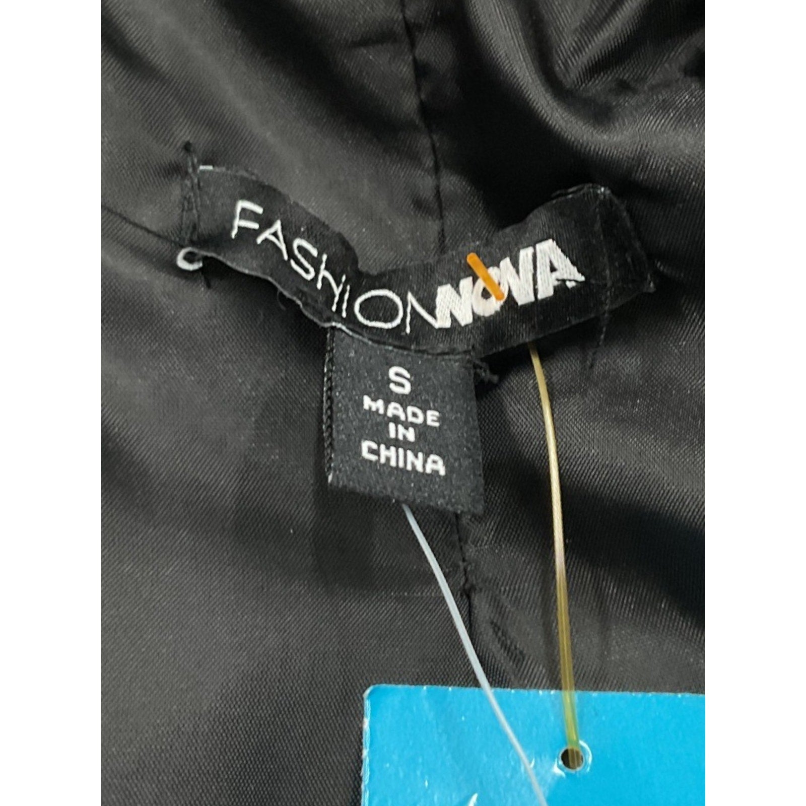 Chaqueta S (Fashion Nova)