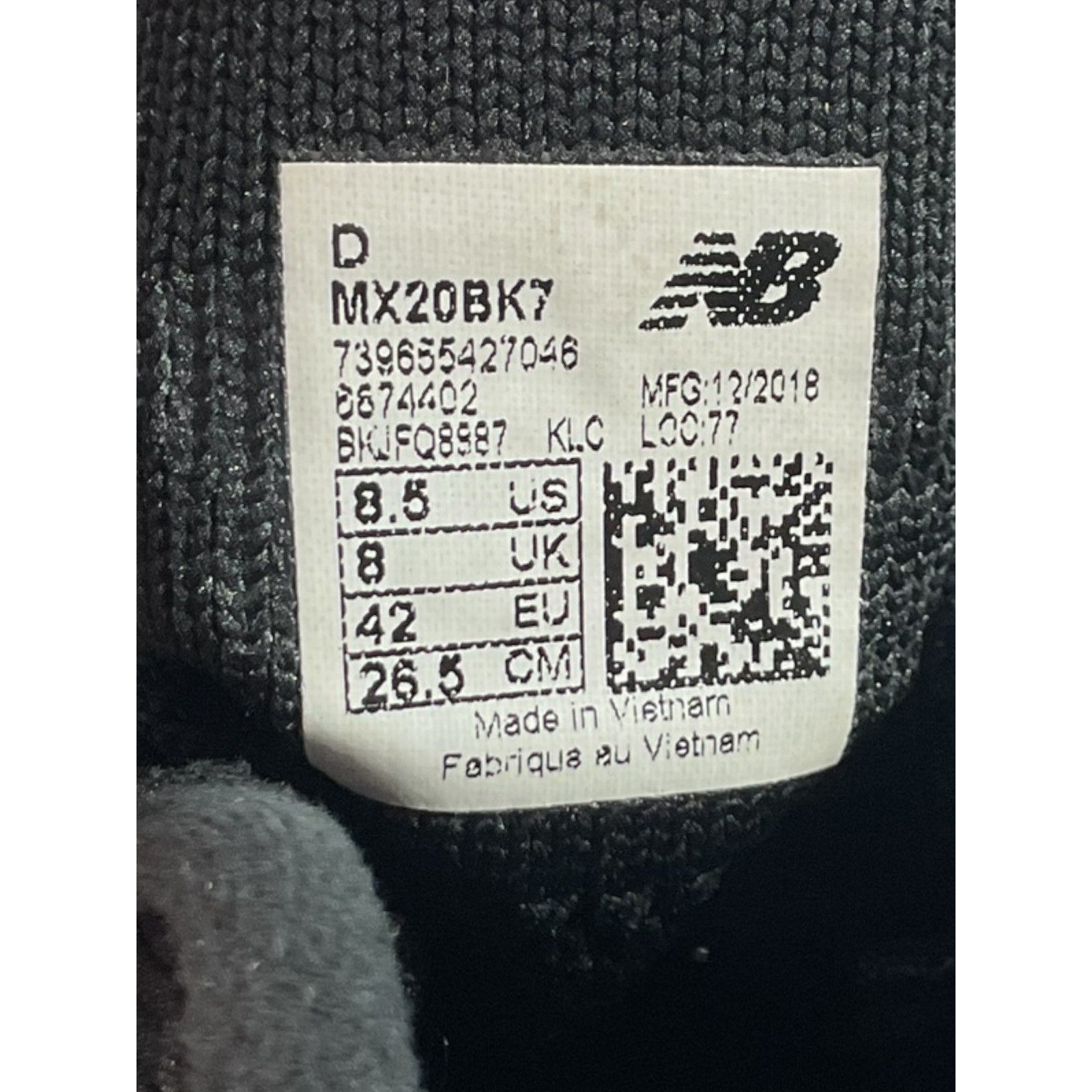 Tenis 8.5 (New Balance)