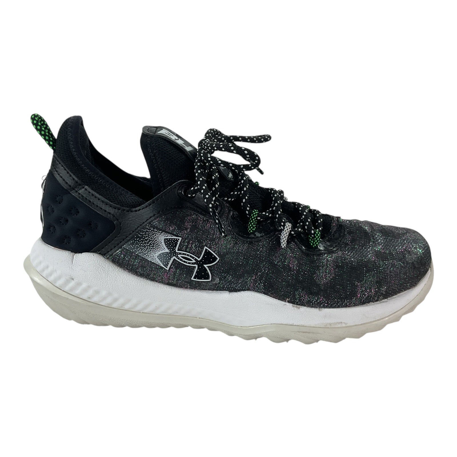 Tenis 7.5 (Under Armour)