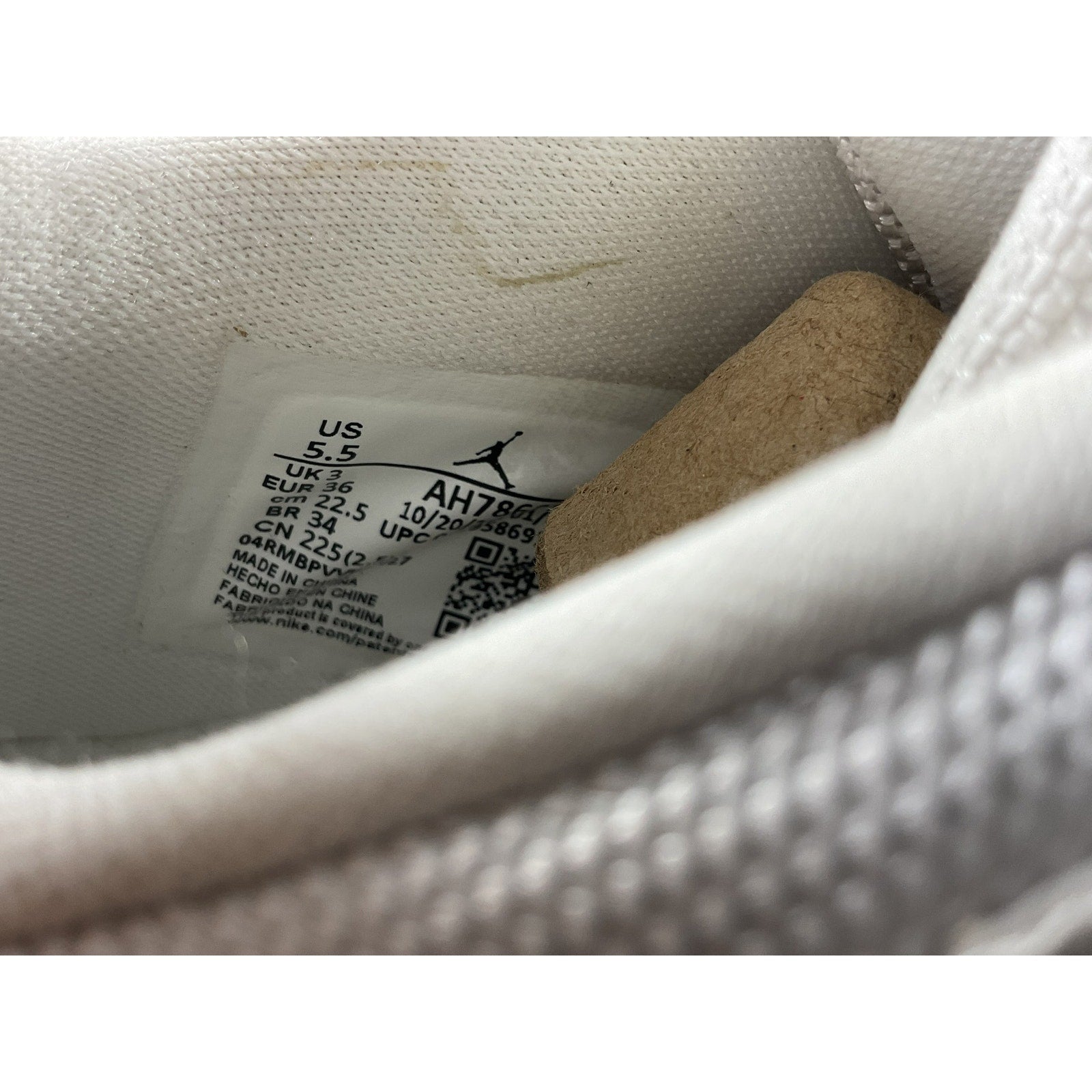 Tenis niño 5.5 (Jordan)