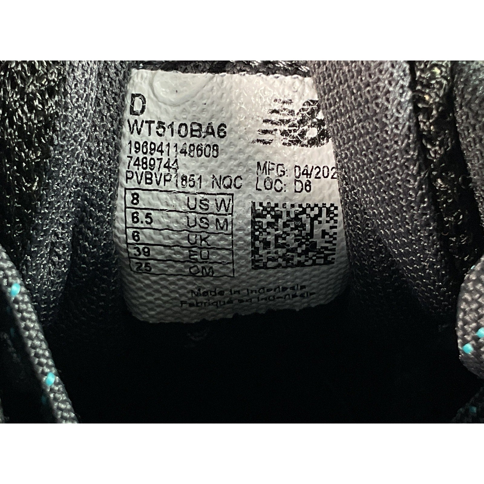 Tenis 8 (New Balance)