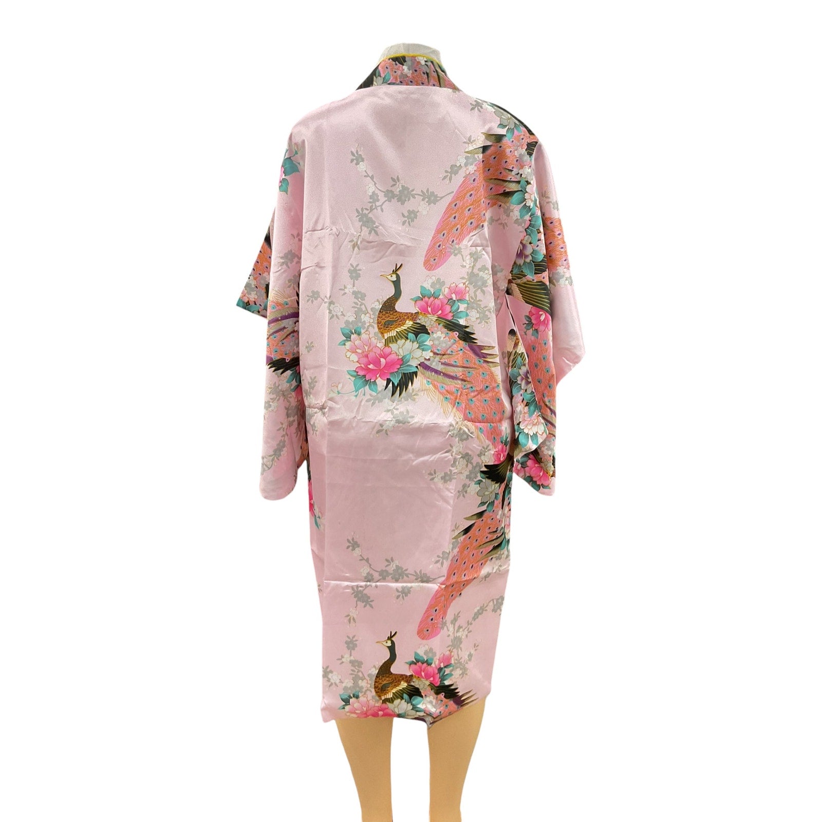 Vestido tradicional japonés (kimono) infantil