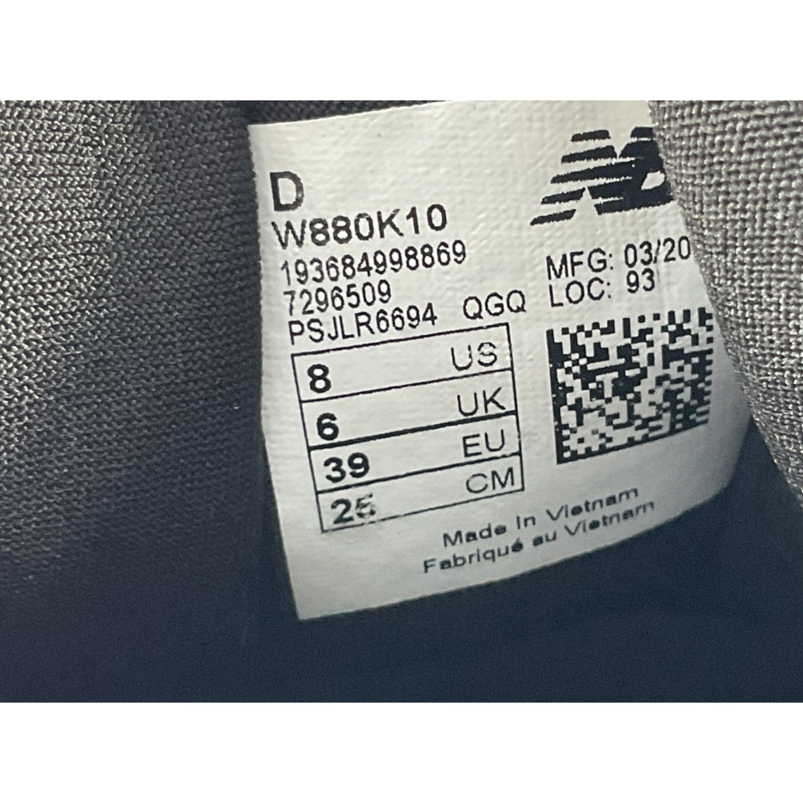 Tenis 8 (New Balance)