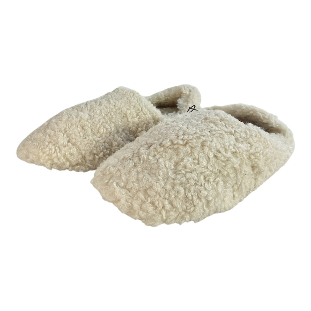 Pantufla 9 (Love & Lore)