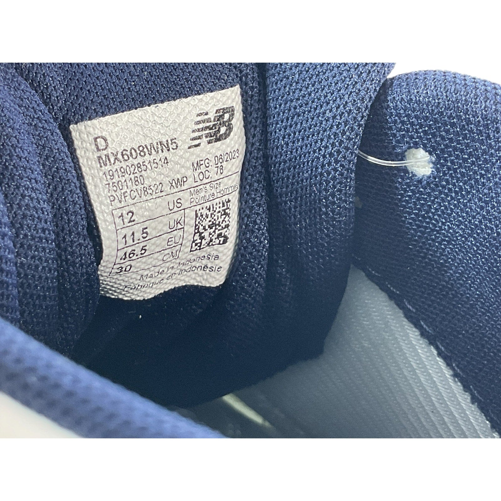 Tenis 12 (New Balance)