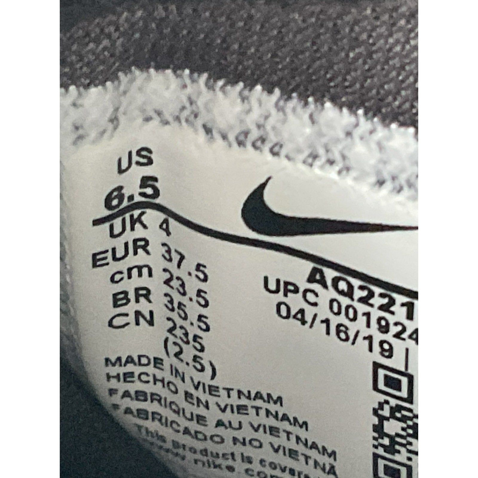 Tenis 6.5 (Nike)
