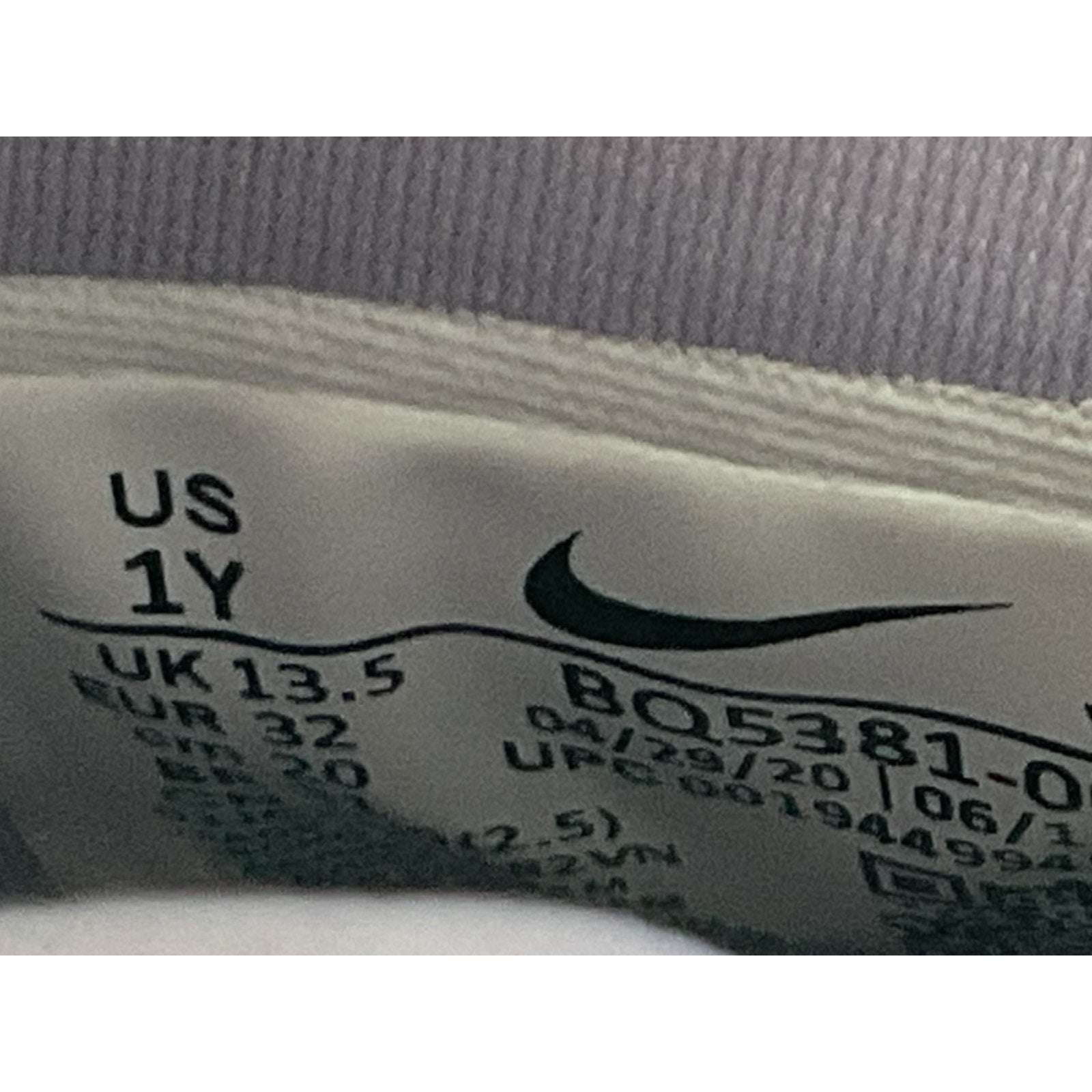 Zapato niña 1Y (Nike)