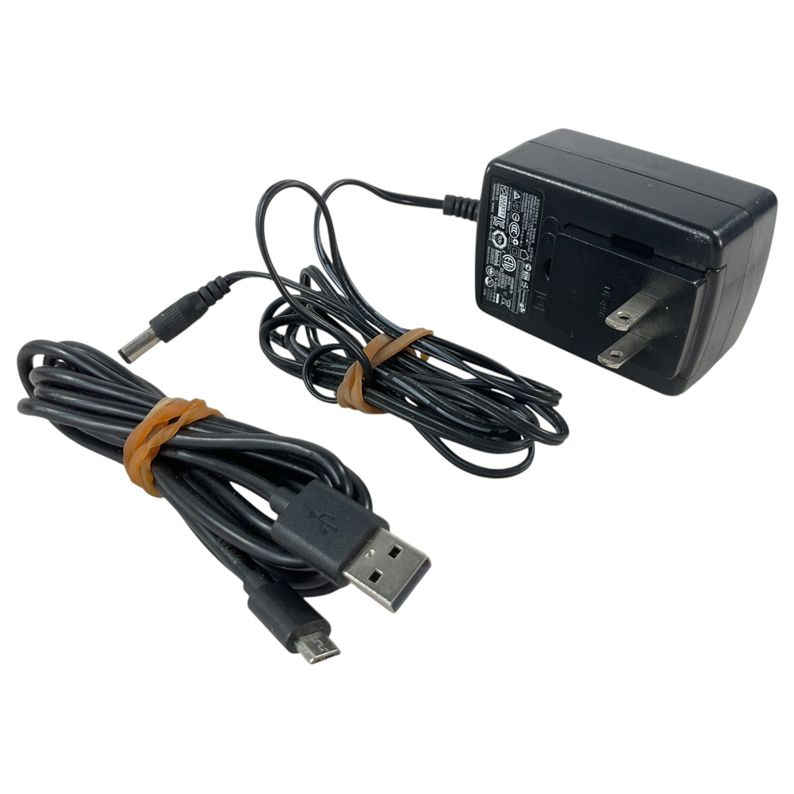 Set de cables y fuentes de alimentación para dispositivos electrónicos
