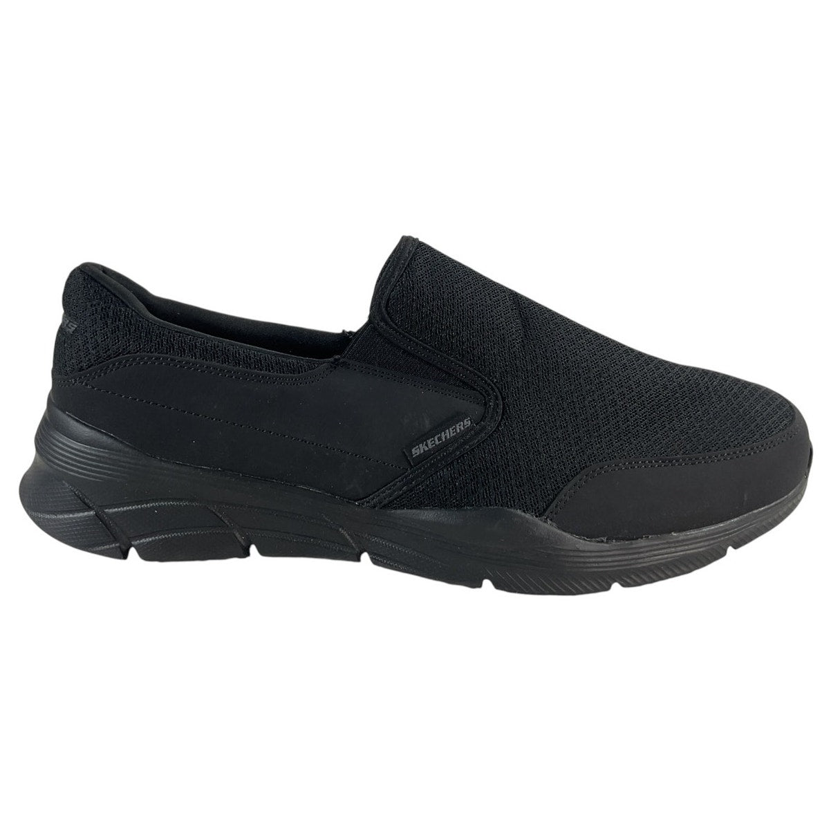 Tenis 12 (Skechers)